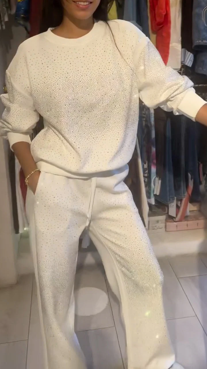 Women's Round Neck Rhinestone Fashion Casual Suit