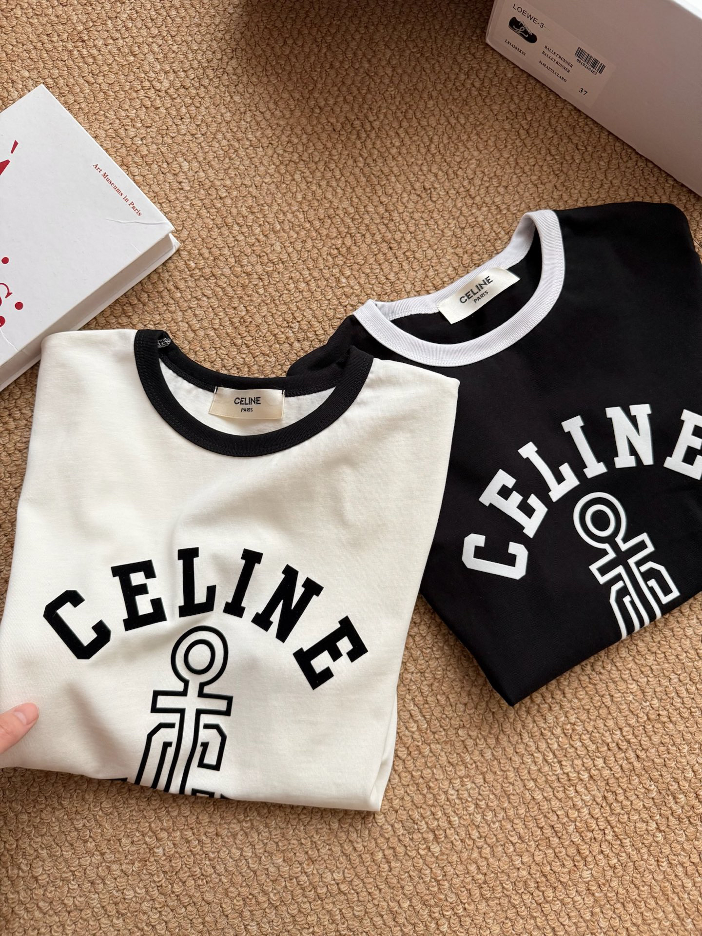[TOP] CELINE Short-Sleeve T-Shirt - 2 Color