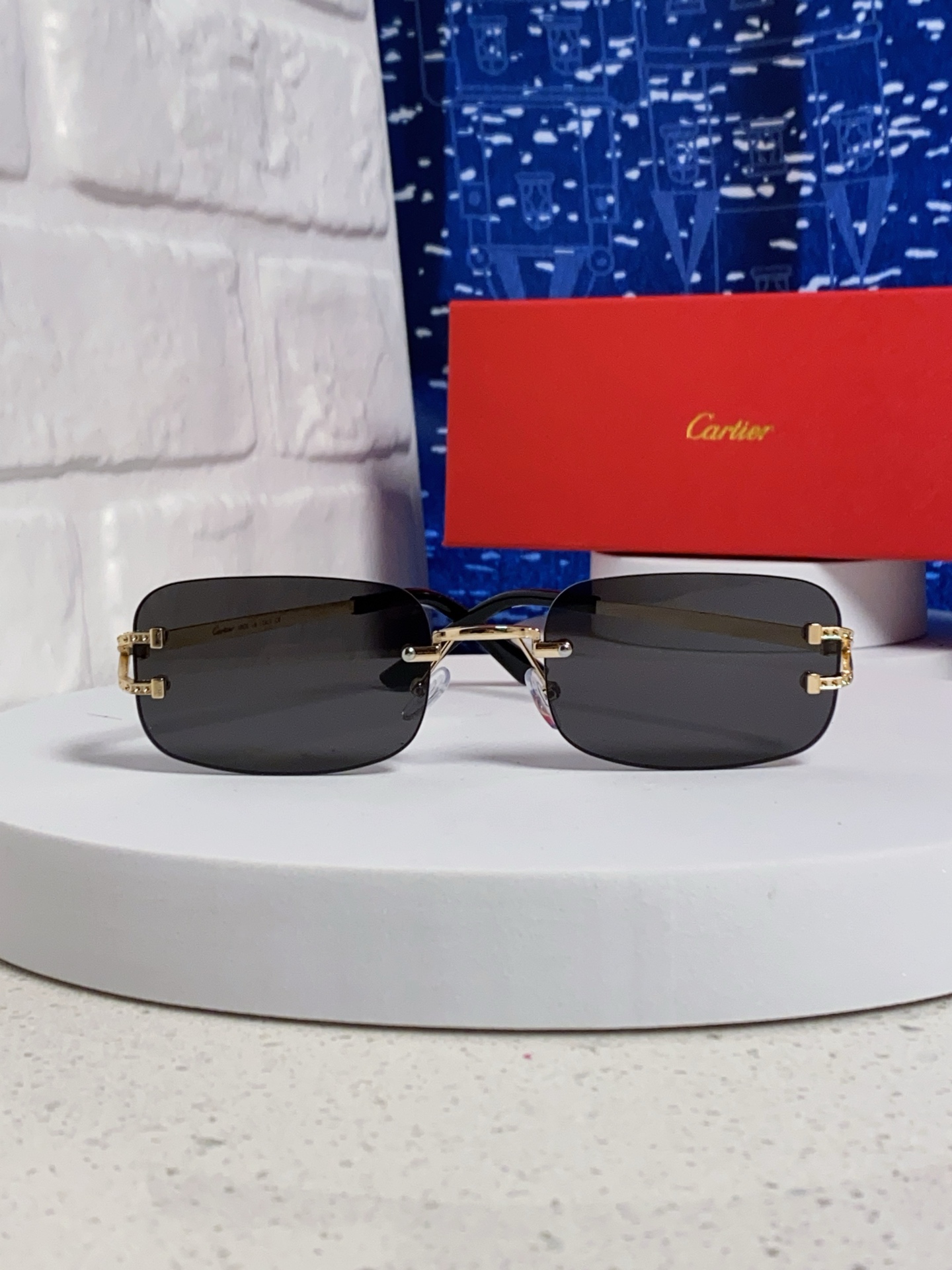 [TOP] Cartier Sunglasses - Gold - 711 Luxury
