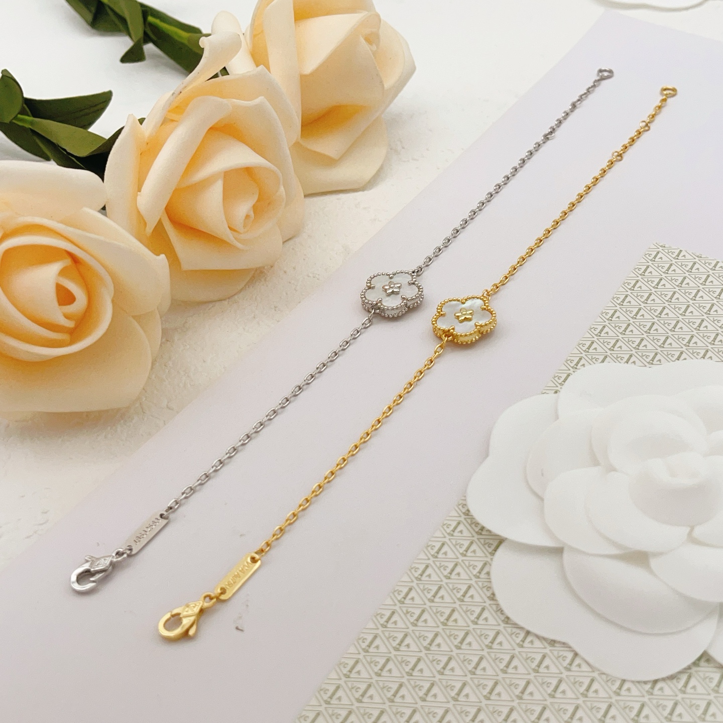 [TOP] Van Cleef & Arpels VCA Bracelet - 2 Colors - 711 Luxury
