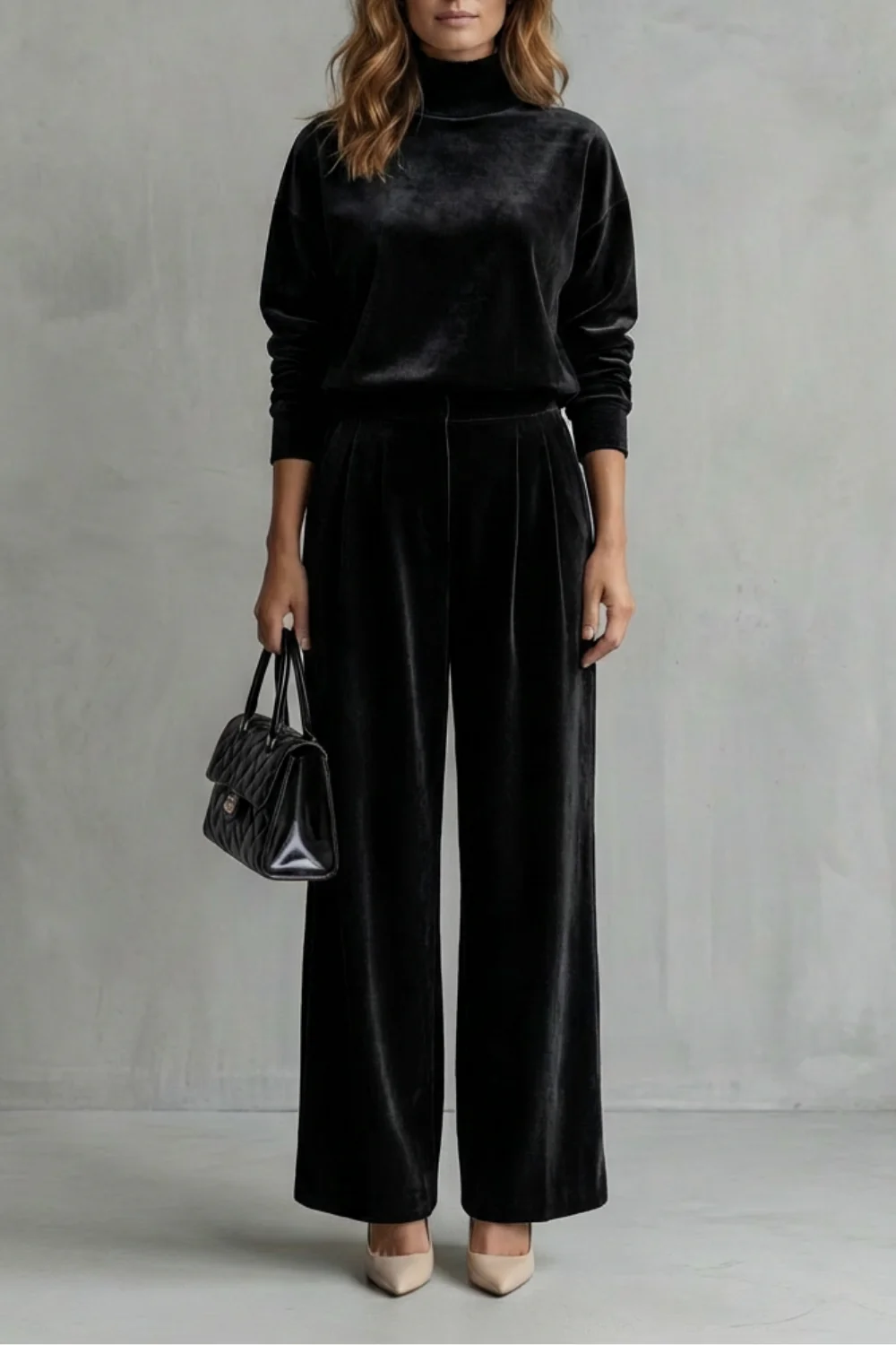 Élianne – Luxe Velour Elegance – Two-Piece Lounge Set
