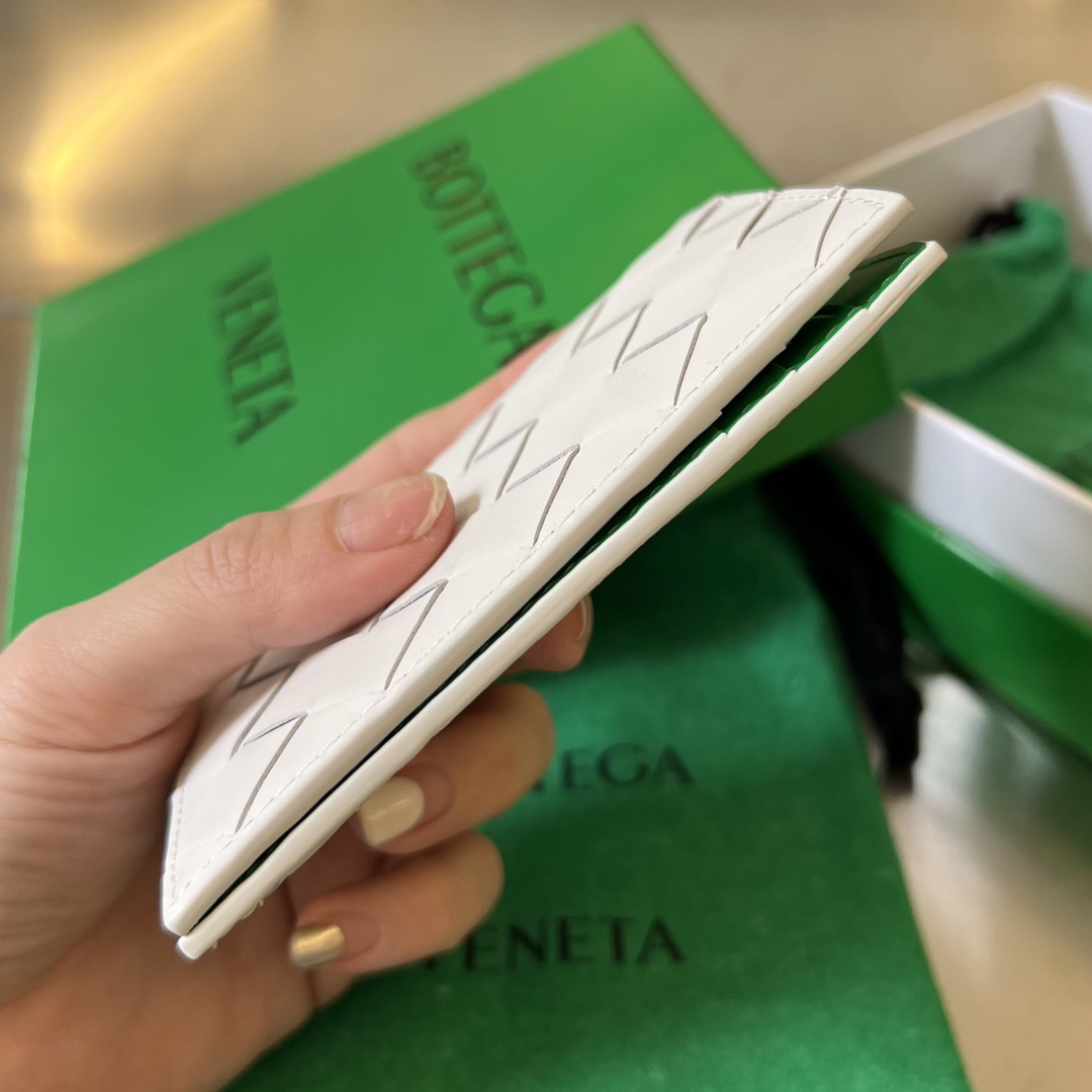 [TOP] Bottega Veneta BV  Folding Slim Wallet 11x7.5 cm - White - 711 Luxury