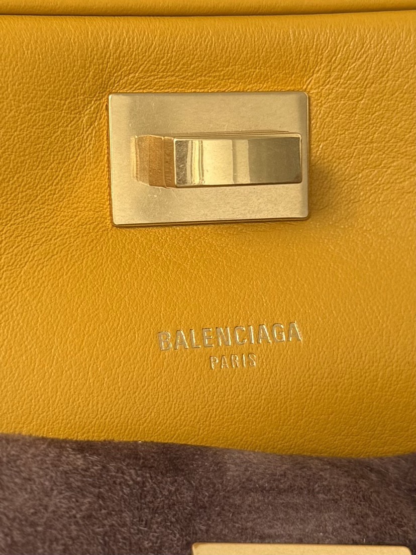 [TOP] BALENCIAGA Le 7 Bag 26x13.5x10cm - Brown & GHW - 711 Luxury