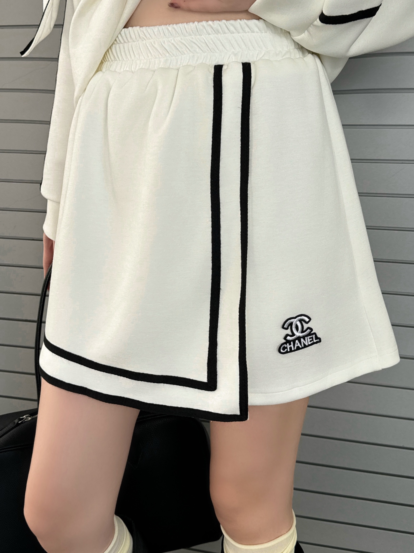 [TOP] CHANEL  Suit - White