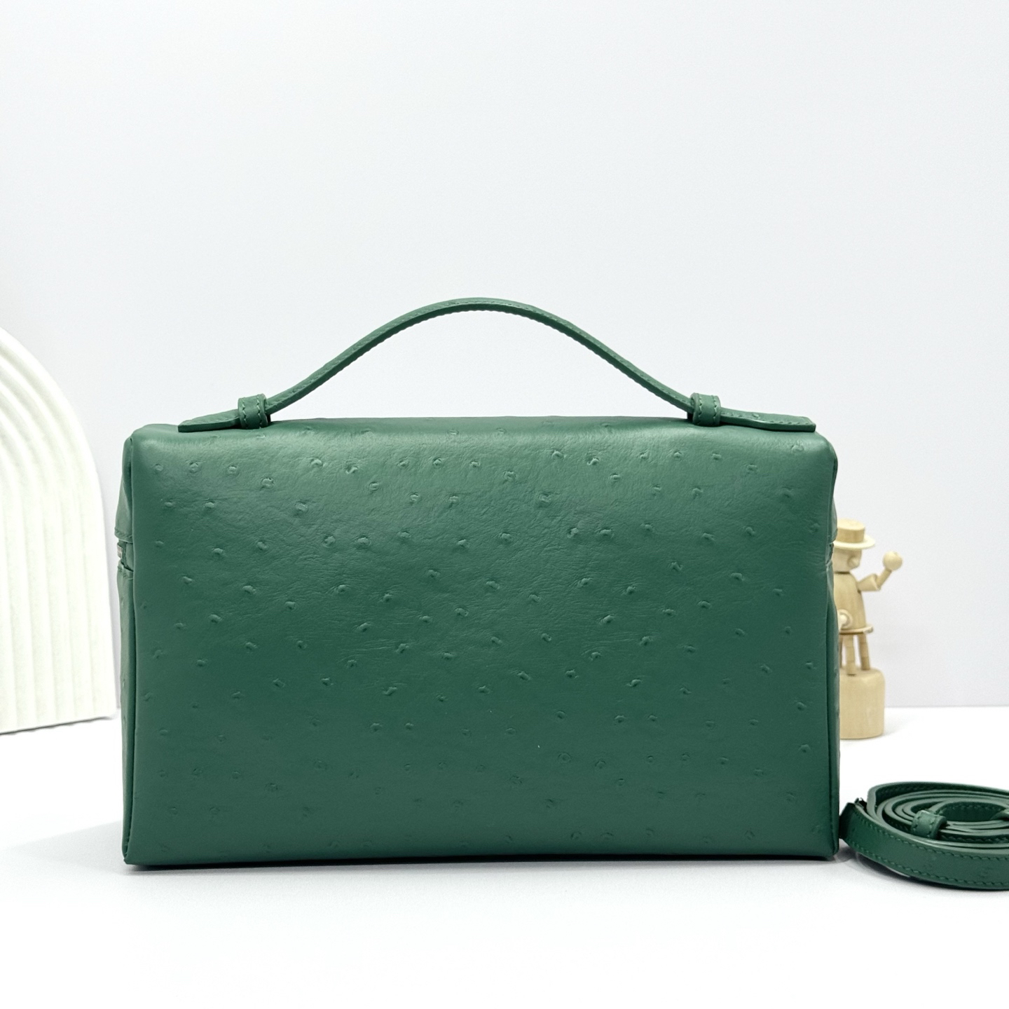 [TOP] Loro Piana Extra Poet L27 Bag Ostrich-patterned Cowhide Material 27 x 16 x 10 cm - Green - 711 Luxury