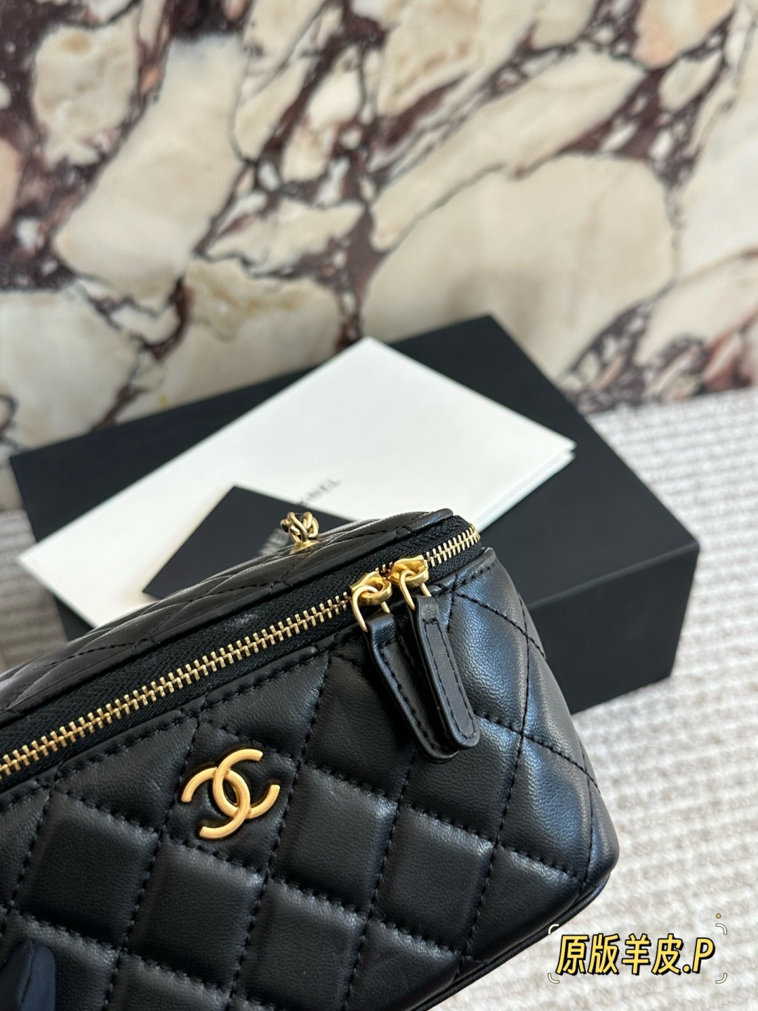Chanel Classic Quilted Lambskin Crossbody Bag with Gold-Tone Hardware (Replica)