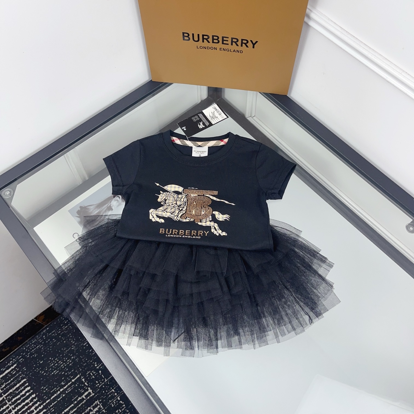 Burberry Girls Black Rhinestone Equestrian Knight Short Sleeve T Shirt & Multi-Layer Black Tulle Tutu Skirt Two Piece Princess Outfit Sizes 90-130, Little Girls Matching Set