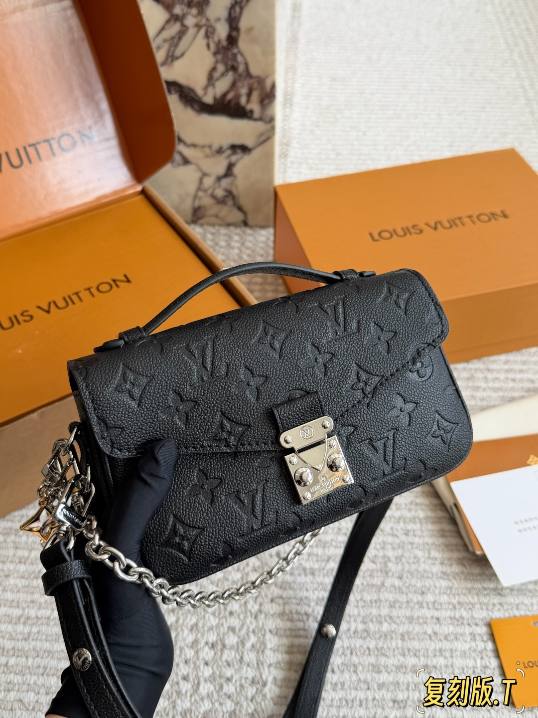 Louis Vuitton Metis Black Leather Handbag with Monogram Pattern and Silver-Tone Hardware (Replica)