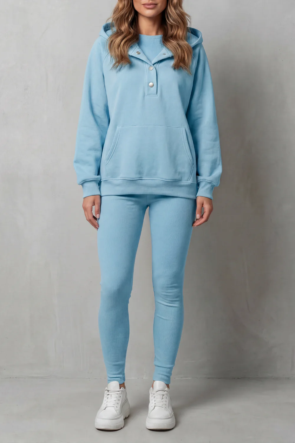 Thalina – Button detail hoodie – Cozy Relaxed Set