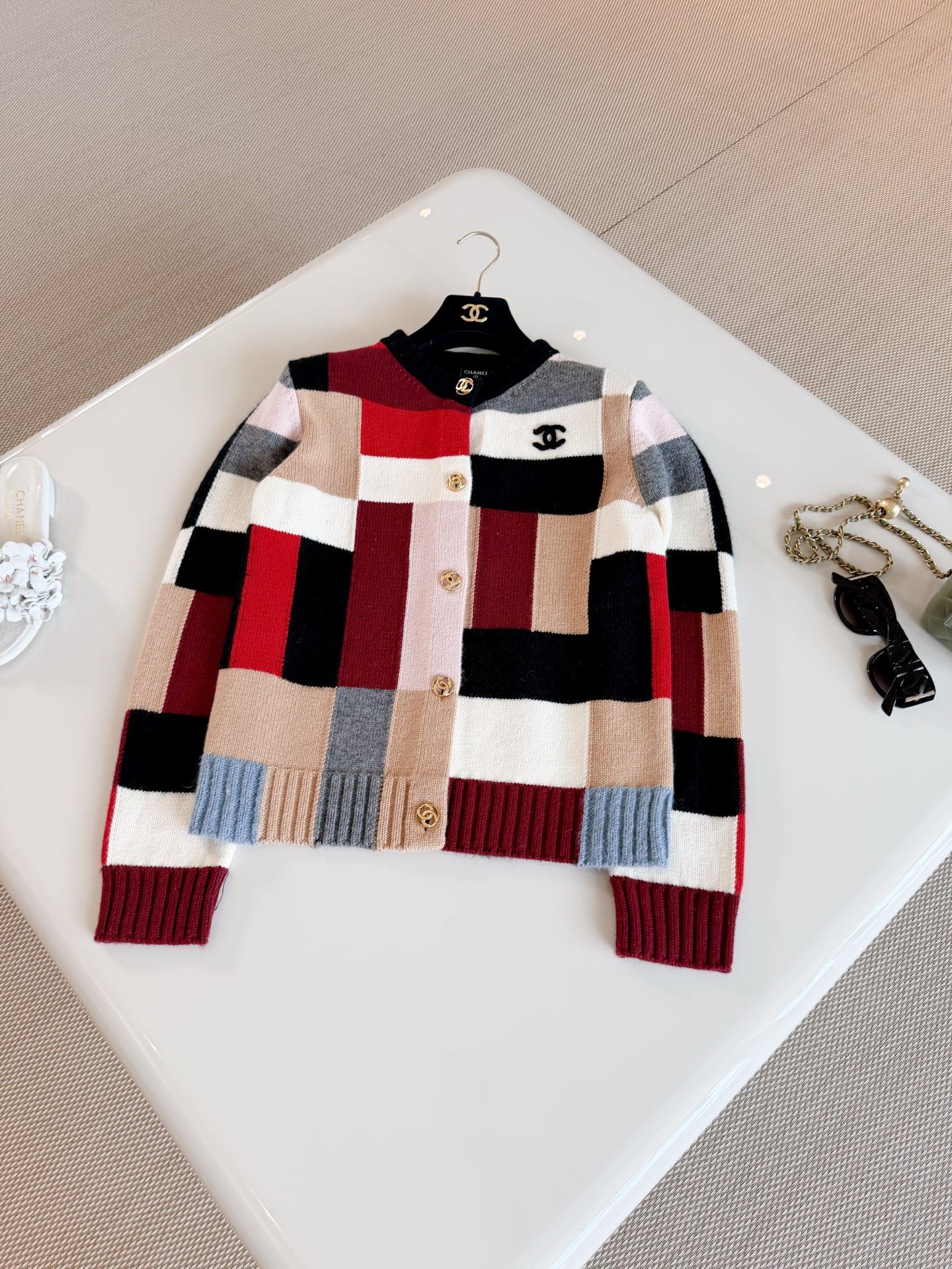 Chanel black Clothing CHANEL Cardigan Cashmere Wool Black Red Multicolor #394586 View 2 | Nigo Office