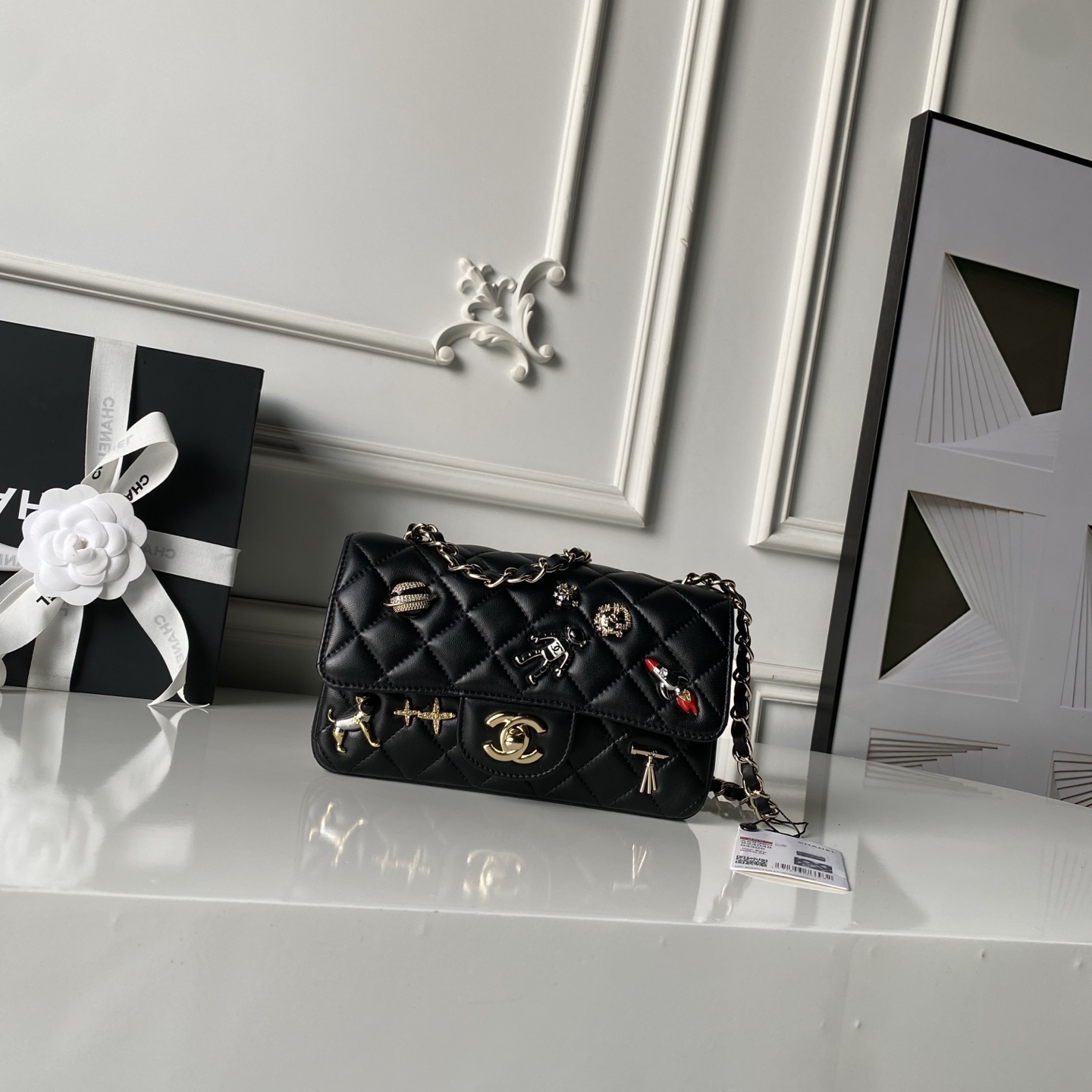 [TOP] CHANEL 26S Badge Series Bags - 25cm&GHW - Black - 711 Luxury