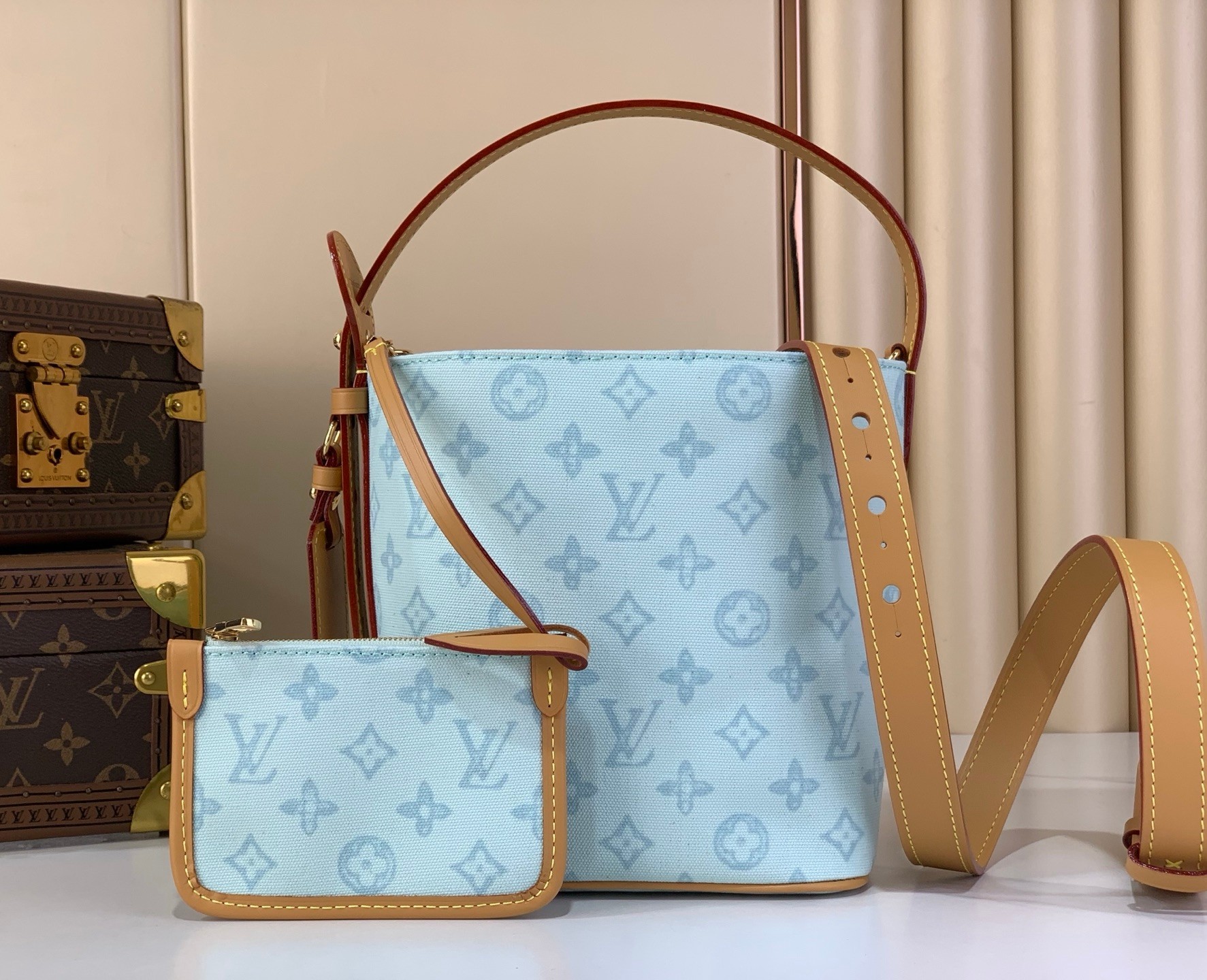[TOP] Louis Vuitton LV All In BB Bag 16x18x12cm - Light blue