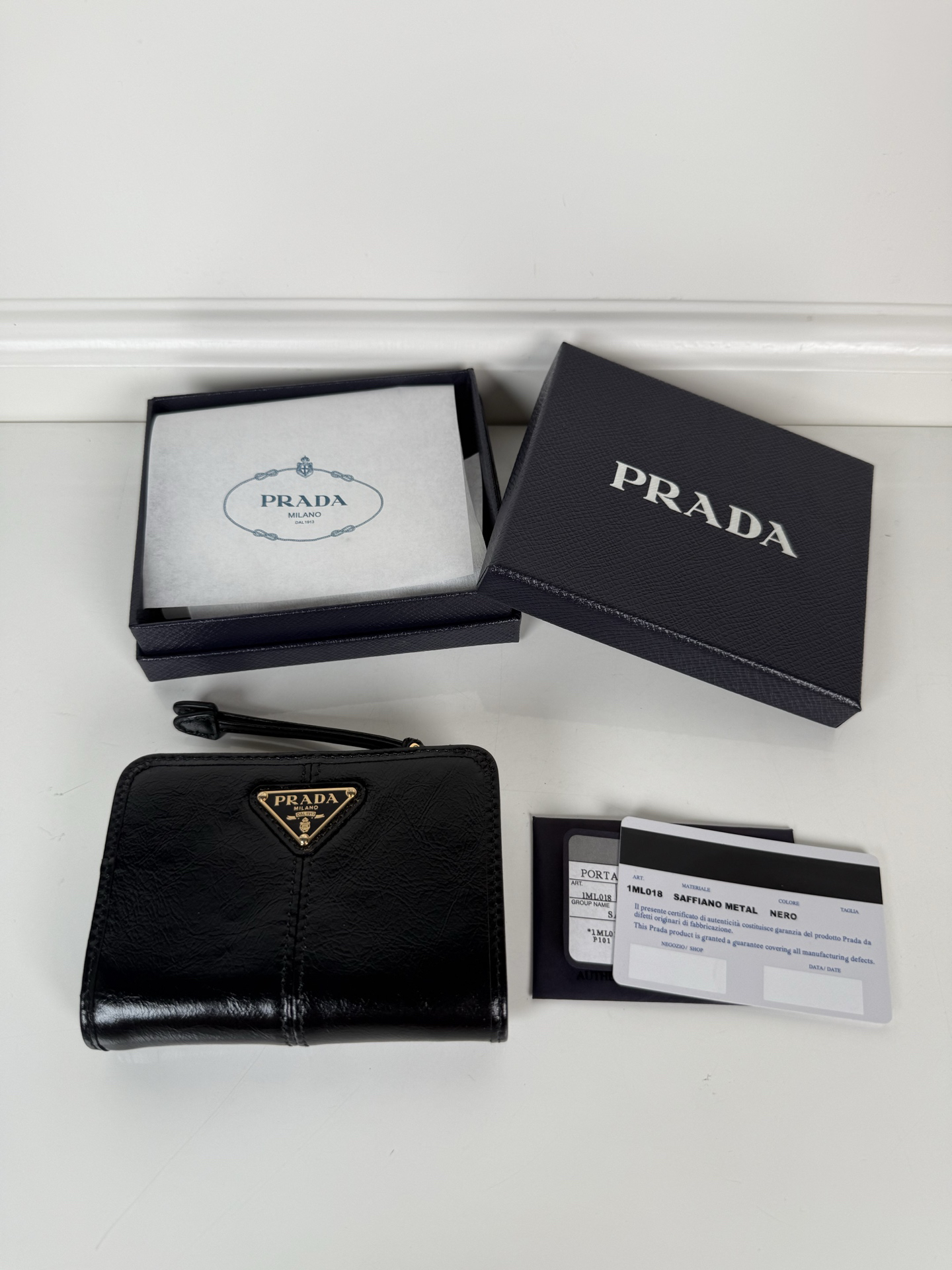 [TOP] PRADA Wallet 12 x 8cm - Black - 711 Luxury