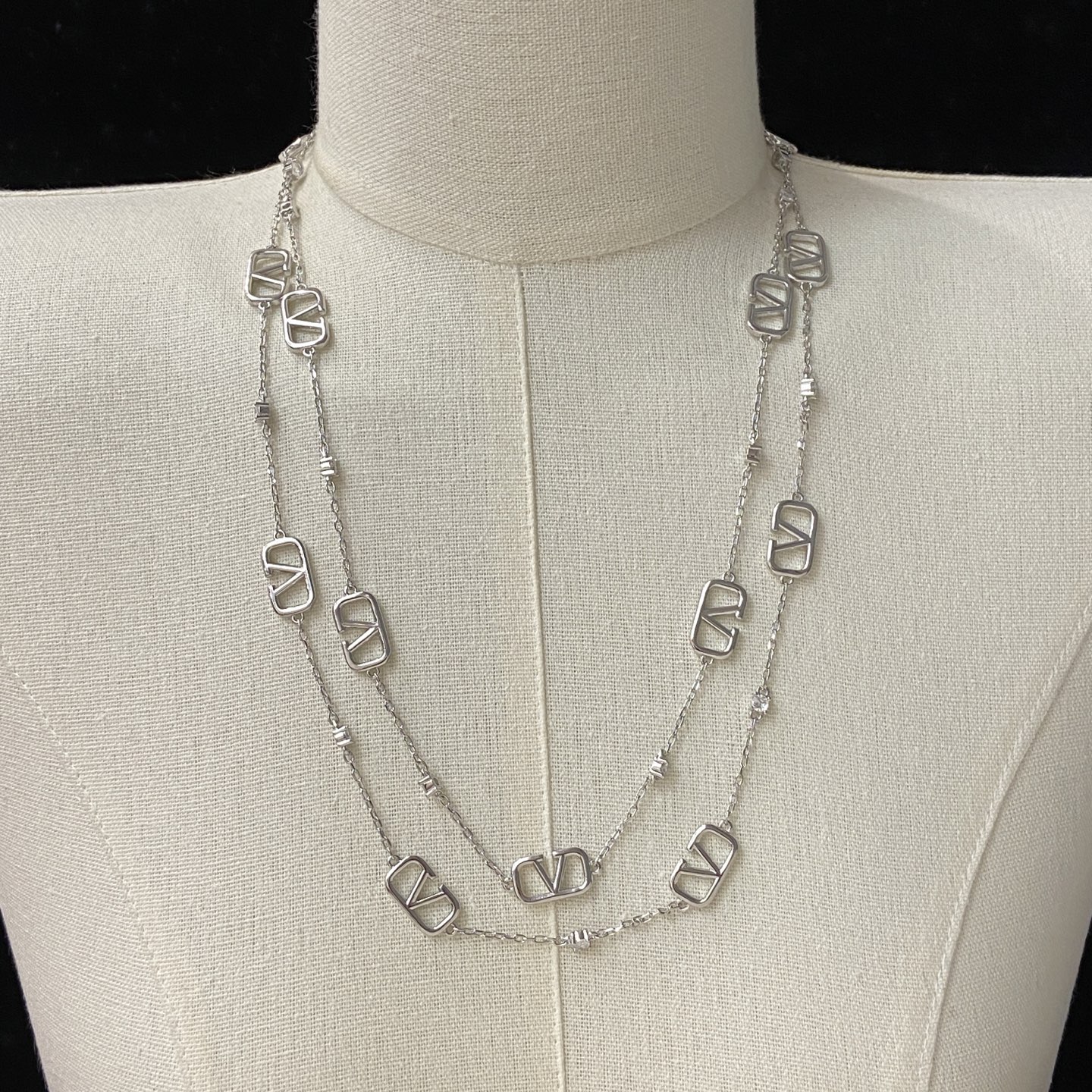 [TOP] VALENTINO Necklace - Silver - 711 Luxury