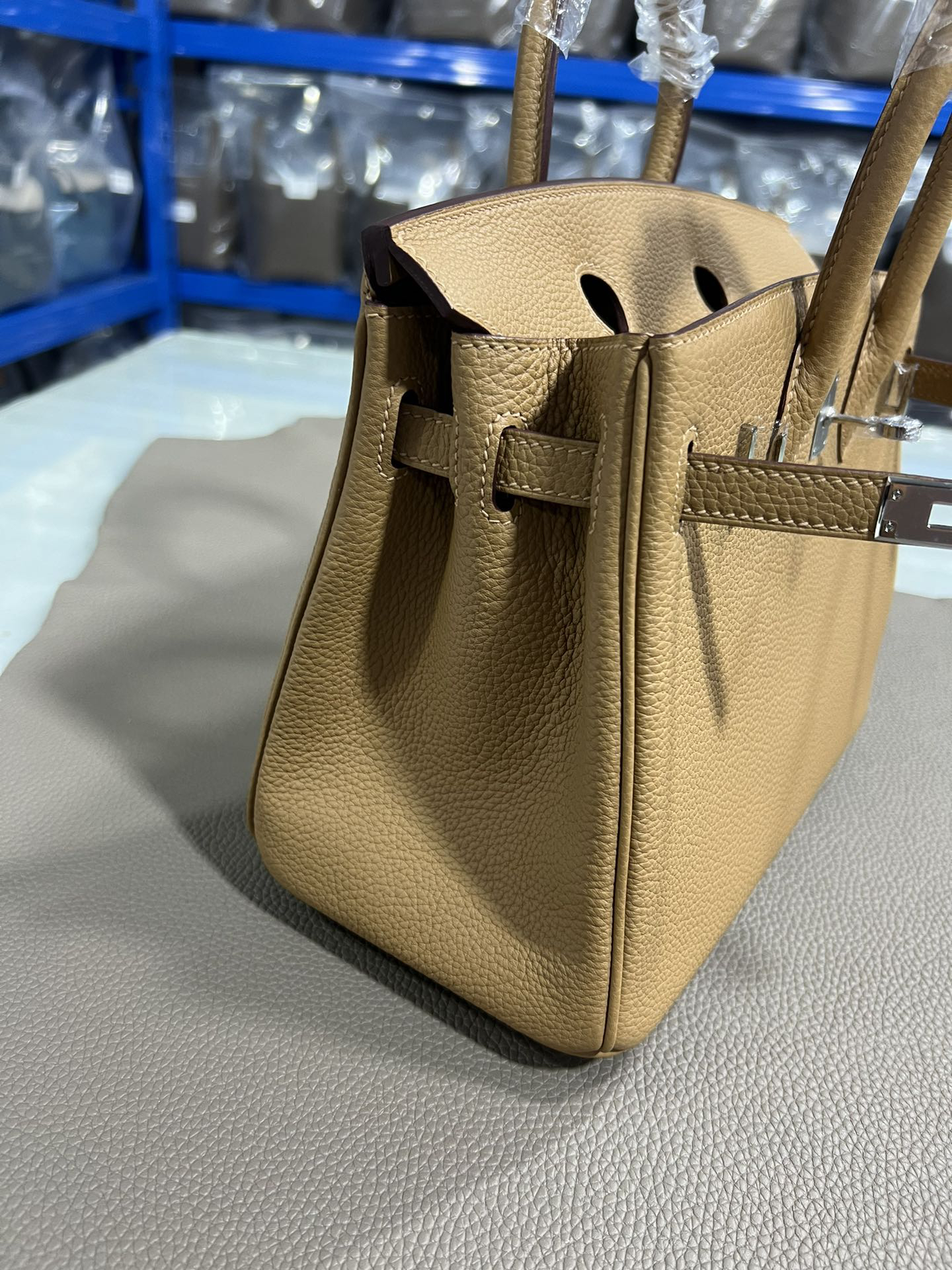 [TOP] HERMES Birkin Togo Leather 25cm - Chai & SHW