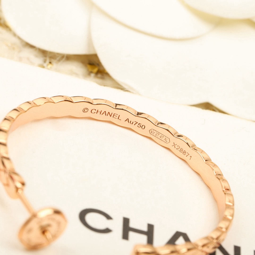 [TOP] CHANEL Earrings - 2 Color