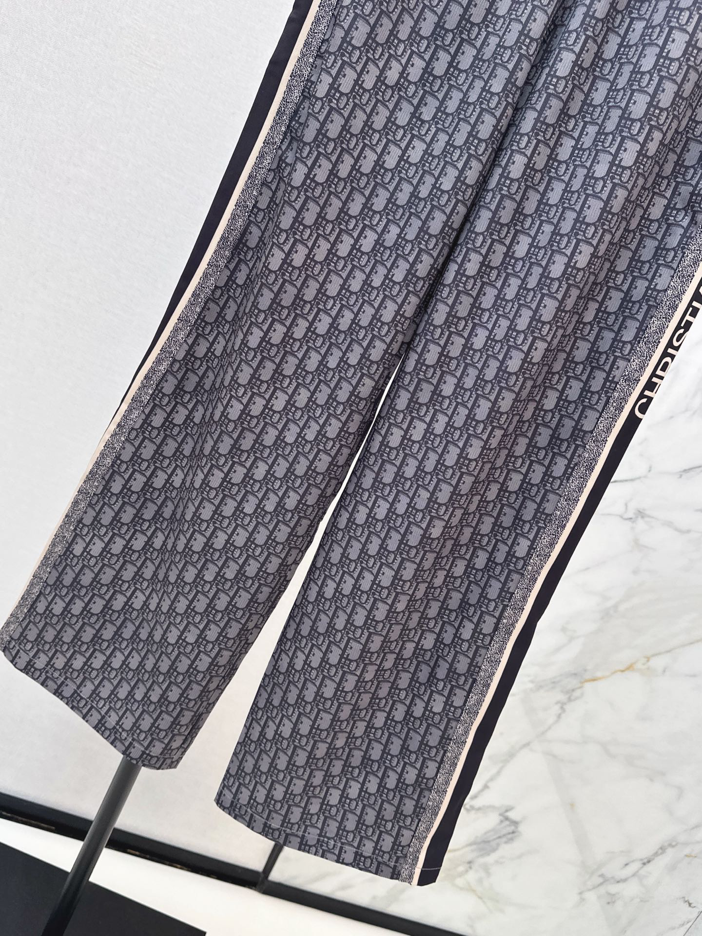 [TOP] Christian Dior Pants - Navy Blue