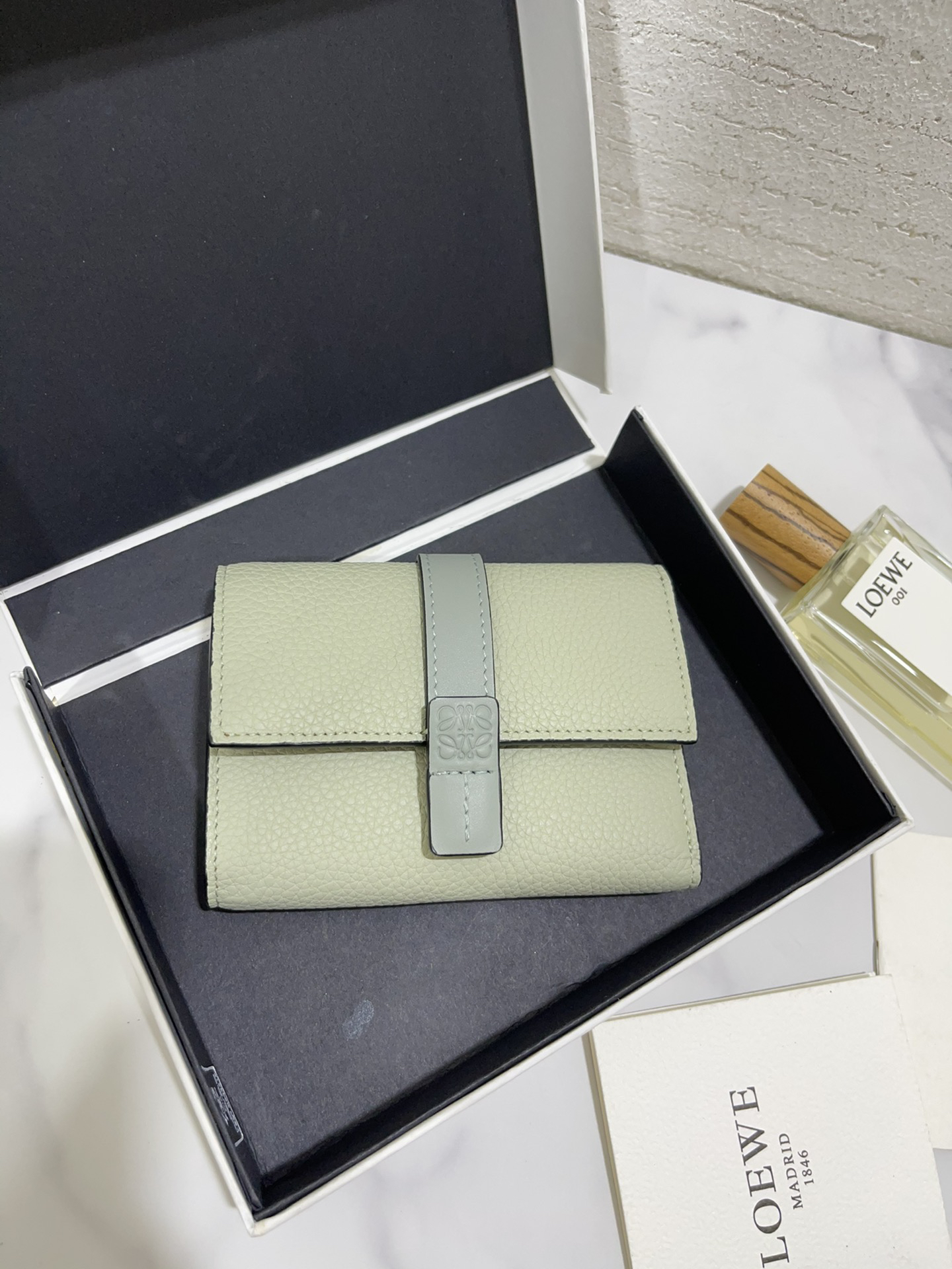 [TOP] LOEWE Wallet 12*8.5cm - Green - 711 Luxury