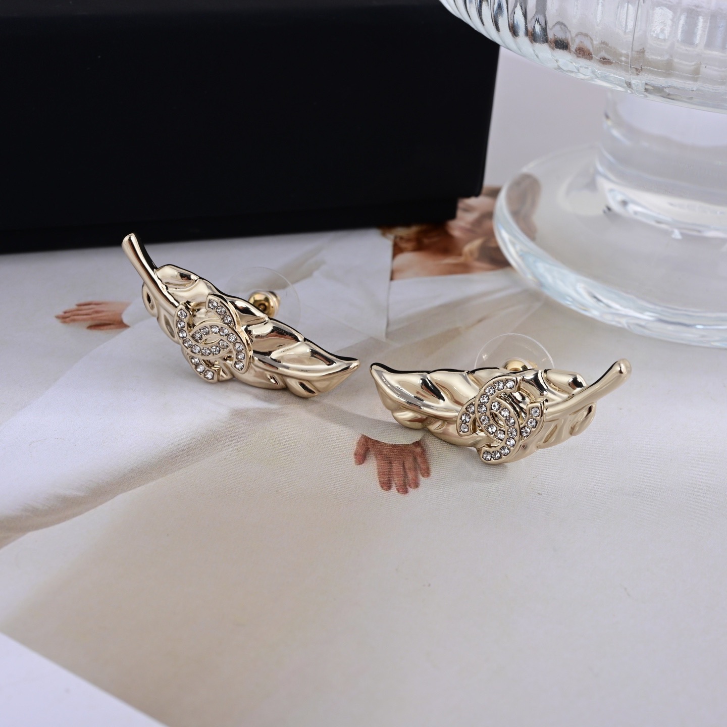 [TOP] CHANEL Earrings - Gold - 711 Luxury