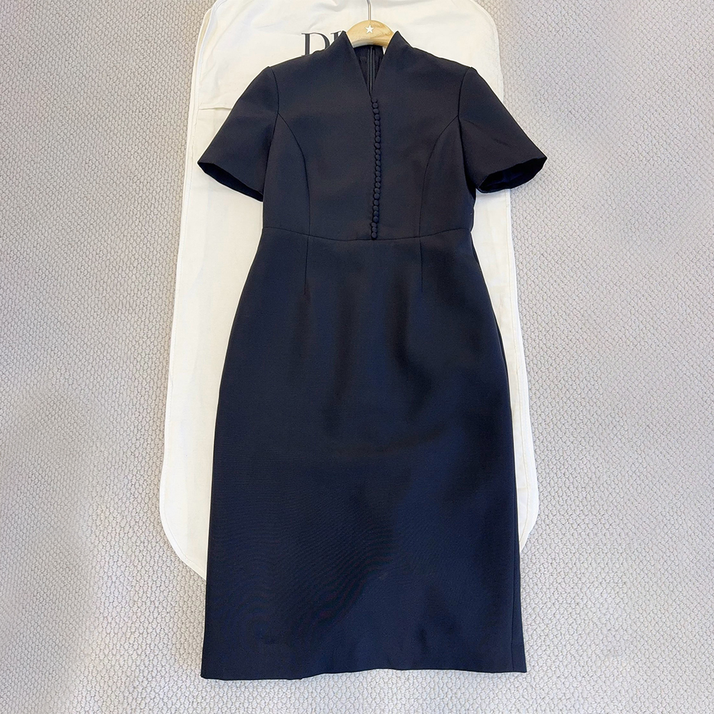 Dior Clothing Dior Straight Hip Dress #390386 | Nigo Office