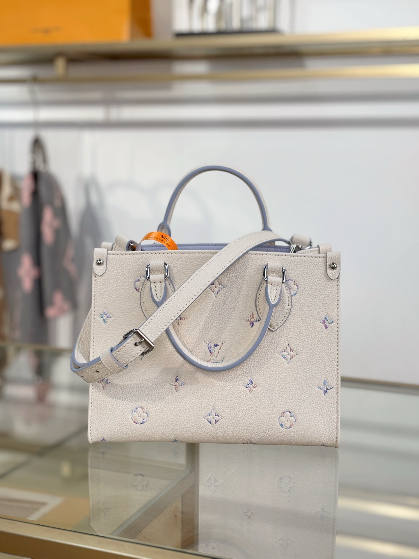 [TOP] Louis Vuitton LV On the GO Bag 25x19x11.5cm - Beige - 711 Luxury