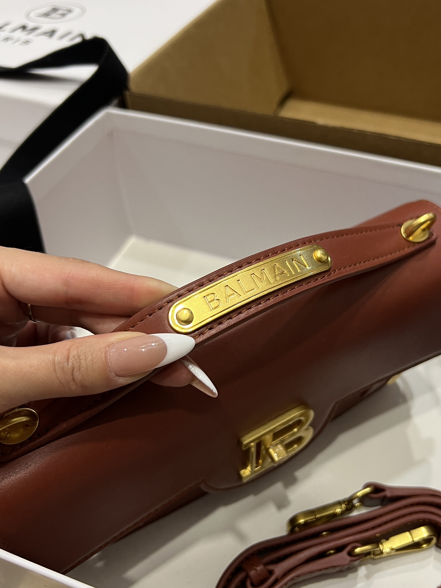 [TOP] BALMAIN Cowhide Bag 23*14*8cm - Dark Red - 711 Luxury