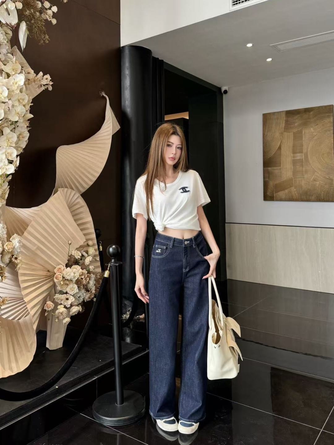 [TOP] CHANEL T-shirt -White