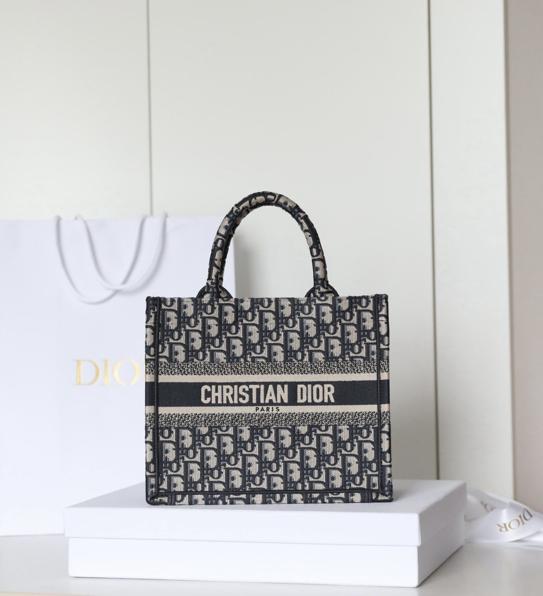 [TOP] Christian Dior Book Tote Bag 26.5x21x14cm - Navy Blue - 711 Luxury
