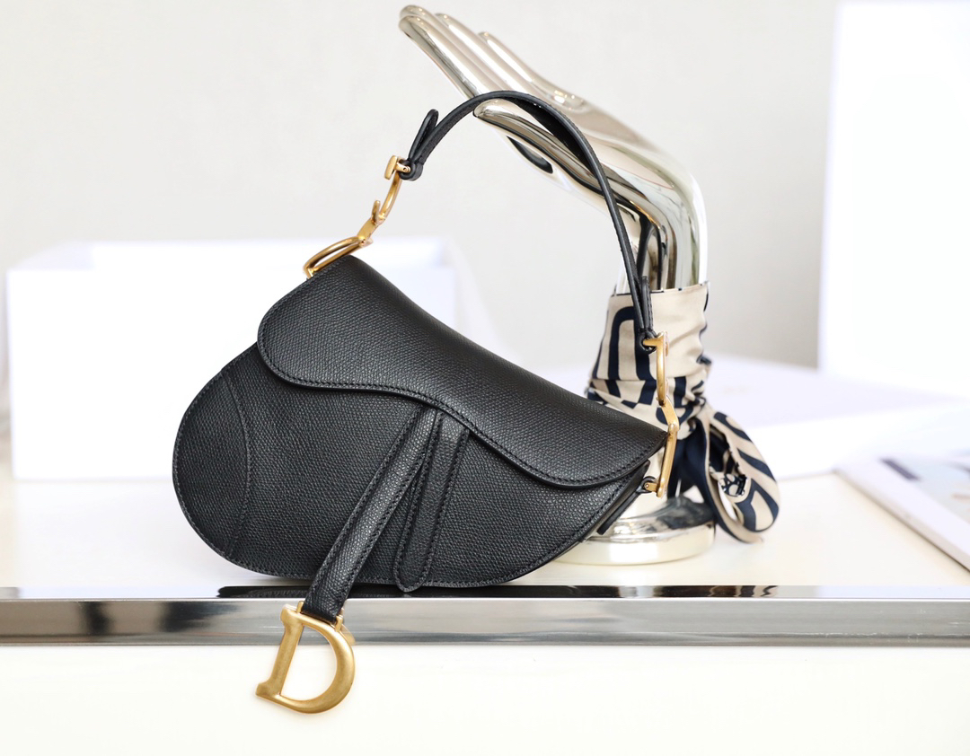 [TOP] Christian Dior Saddle Bag Cowhide 21x18x5cm - Black - 711 Luxury