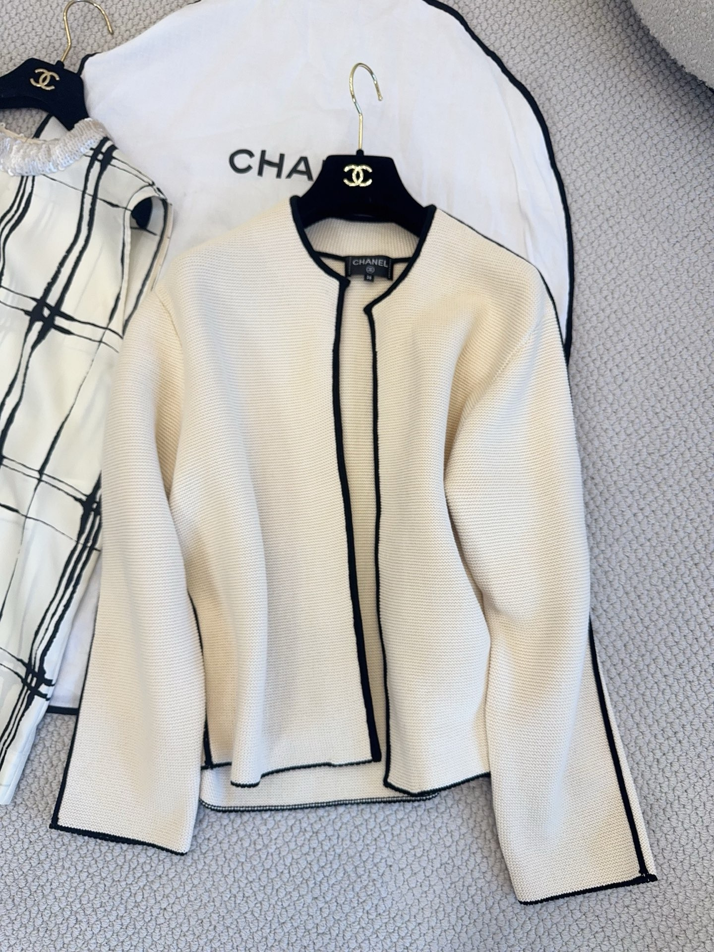 Chanel black Clothing CHANEL Jacket Cotton Ecru Black #393361 View 2 | Nigo Office