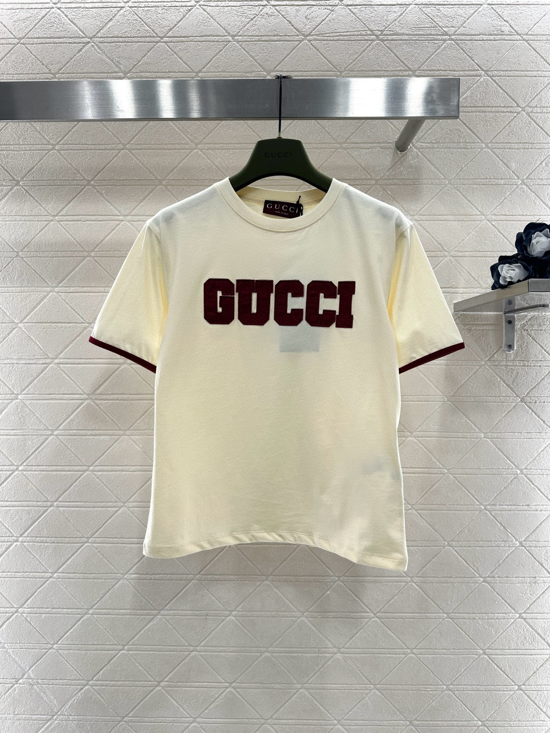 [TOP] GUCCI T-Shirt - Beige