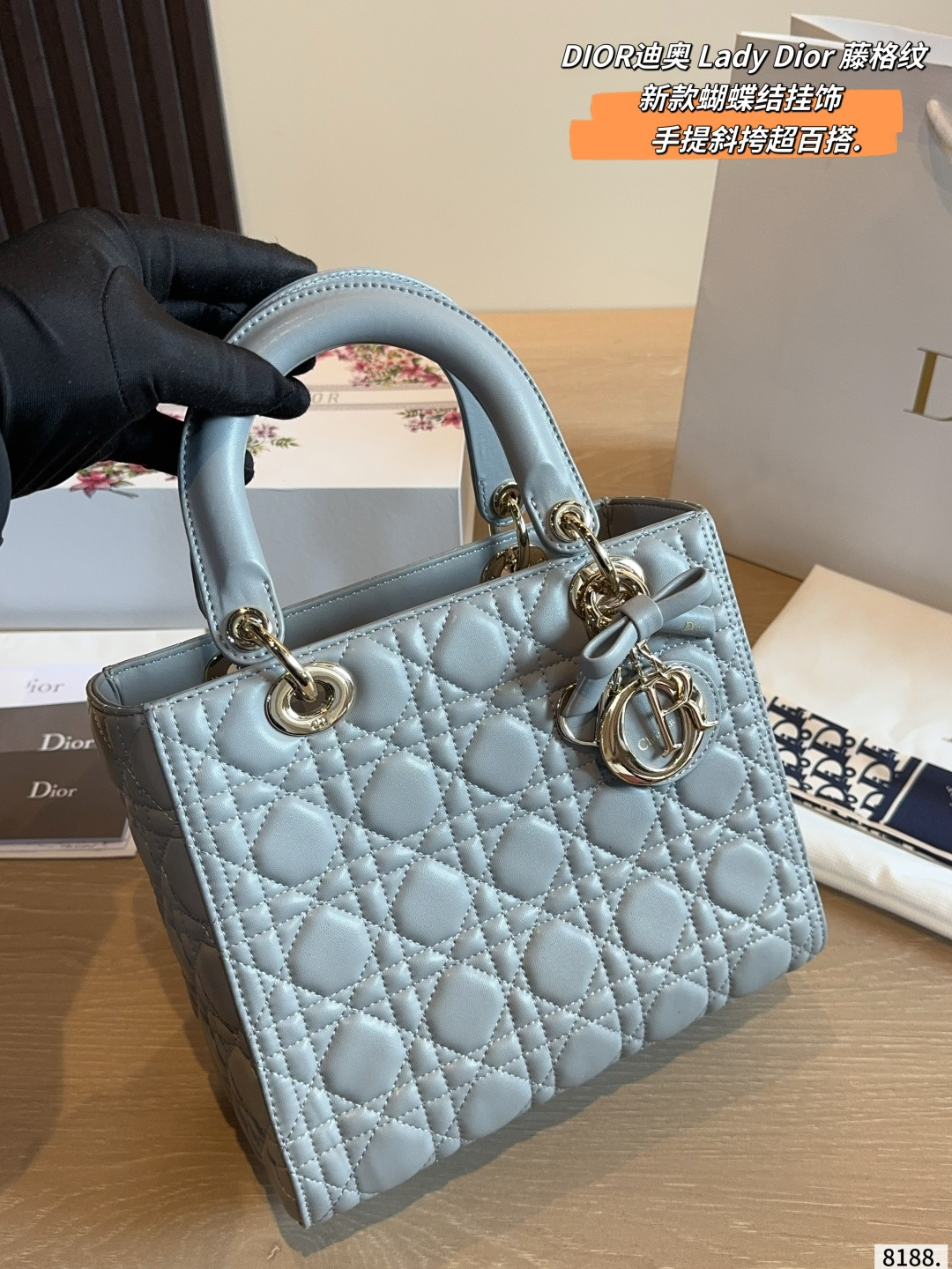 Dior Lady D-joy Quilted Leather Handbag with Metal Hardware and Detachable Strap (Replica)