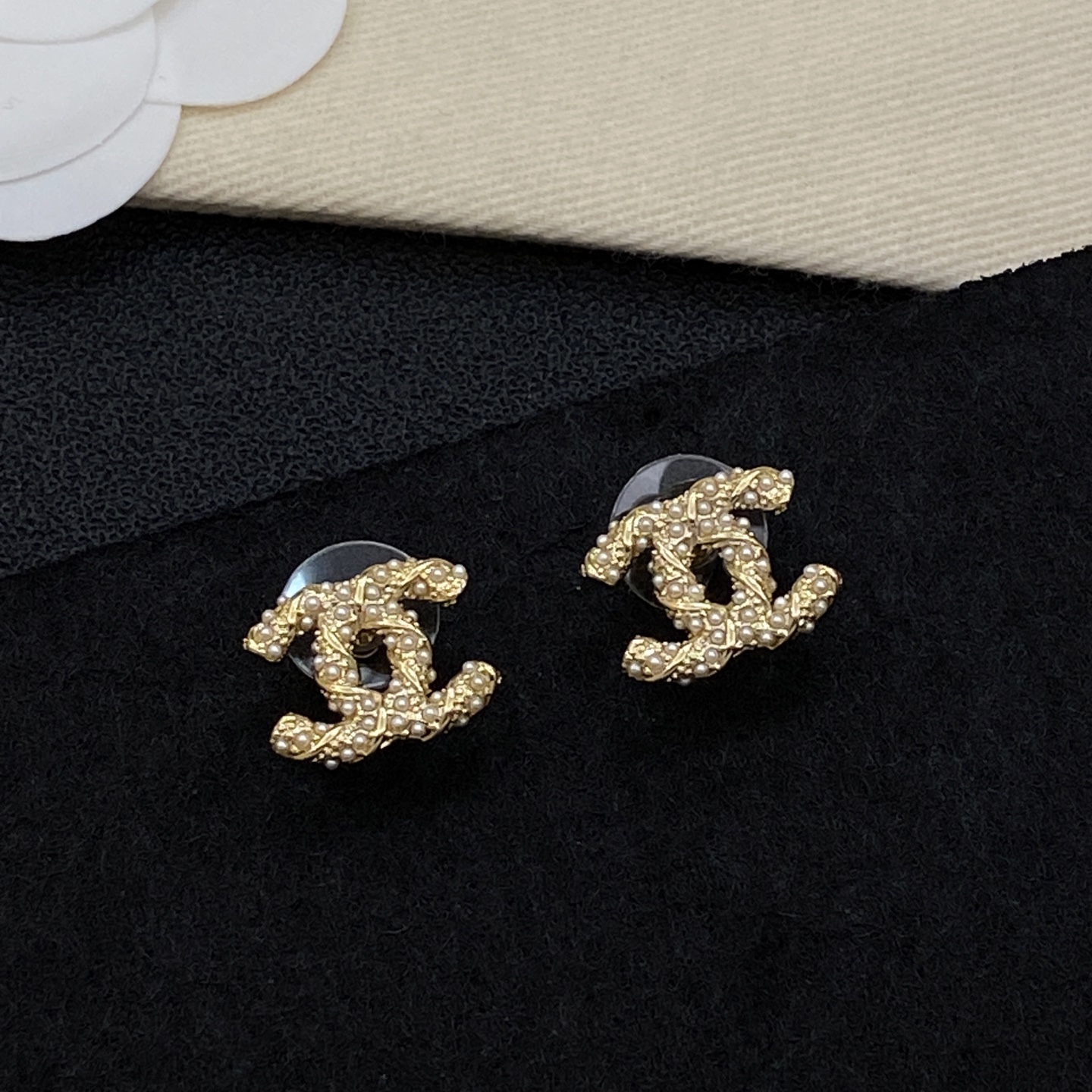 [TOP] CHANEL Earrings - Gold - 711 Luxury