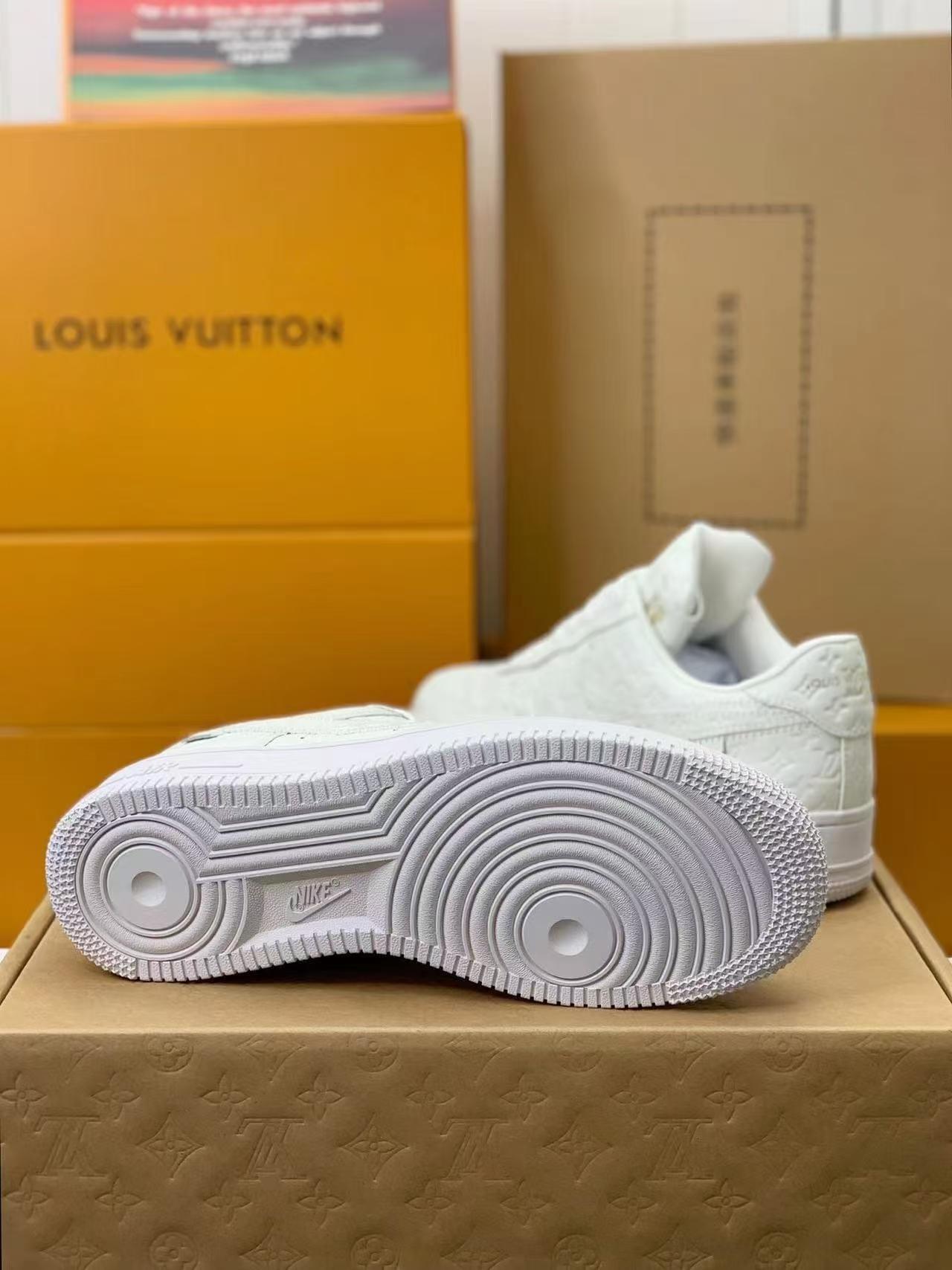 Designer Shoes Men's sneakers View 2 | Nigo Office
