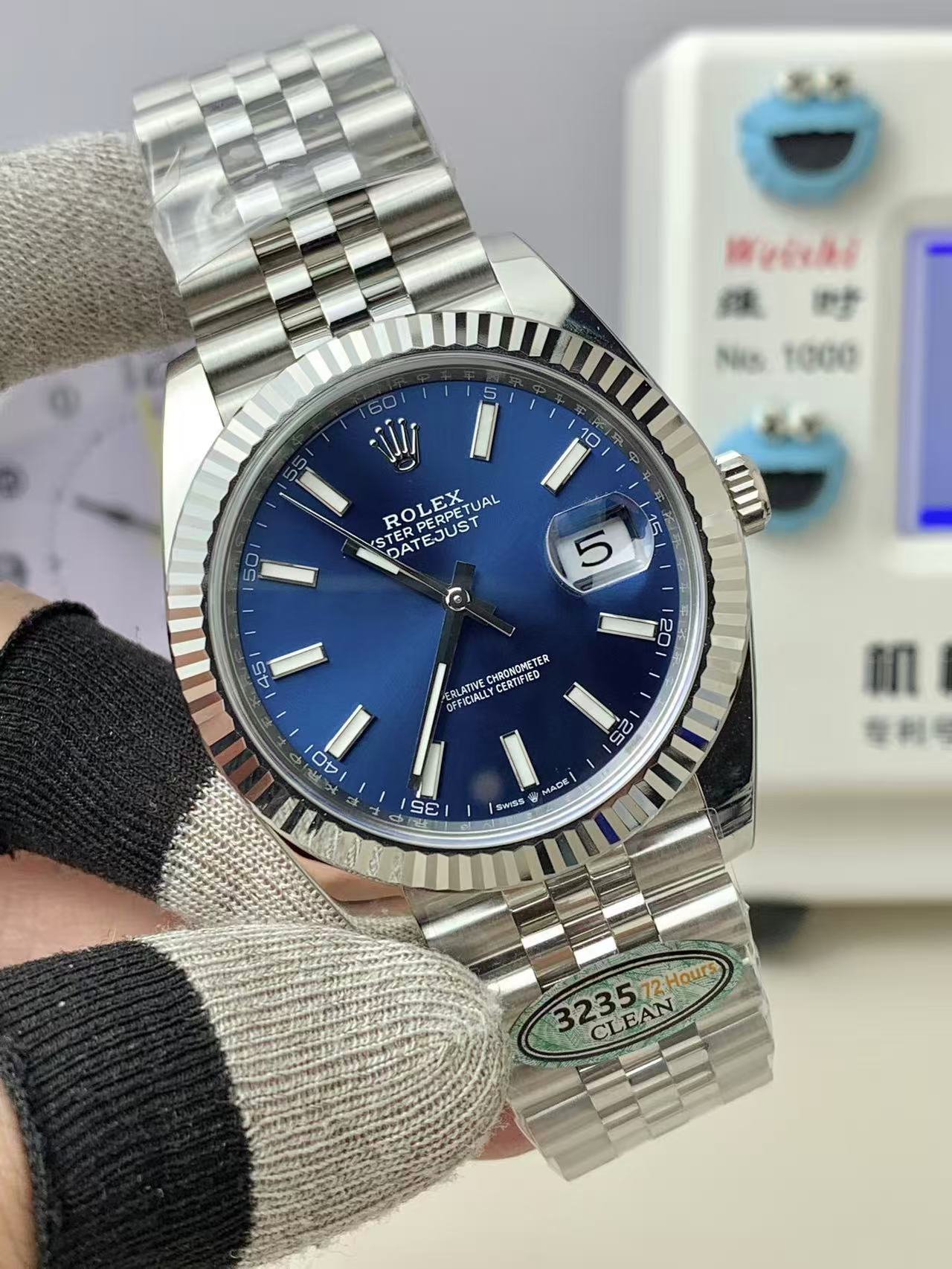 [TOP] ROLEX Men's 41mm Watch - Silver and Blue - 711 Luxury