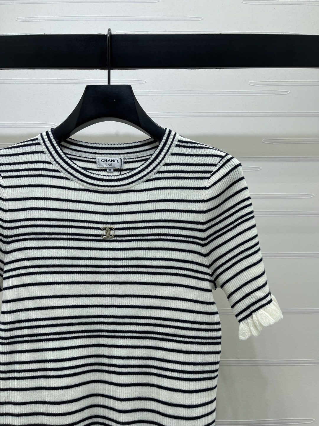 [TOP] CHANEL Knit Top - White - 711 Luxury