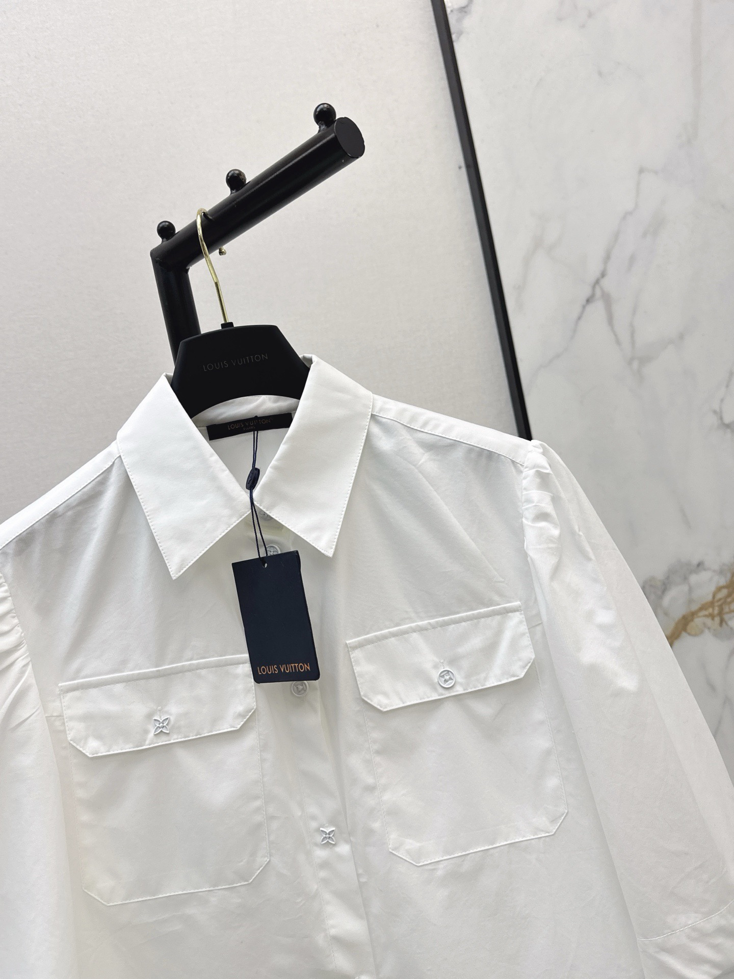 [TOP] Louis Vuitton LV  Shirt - White
