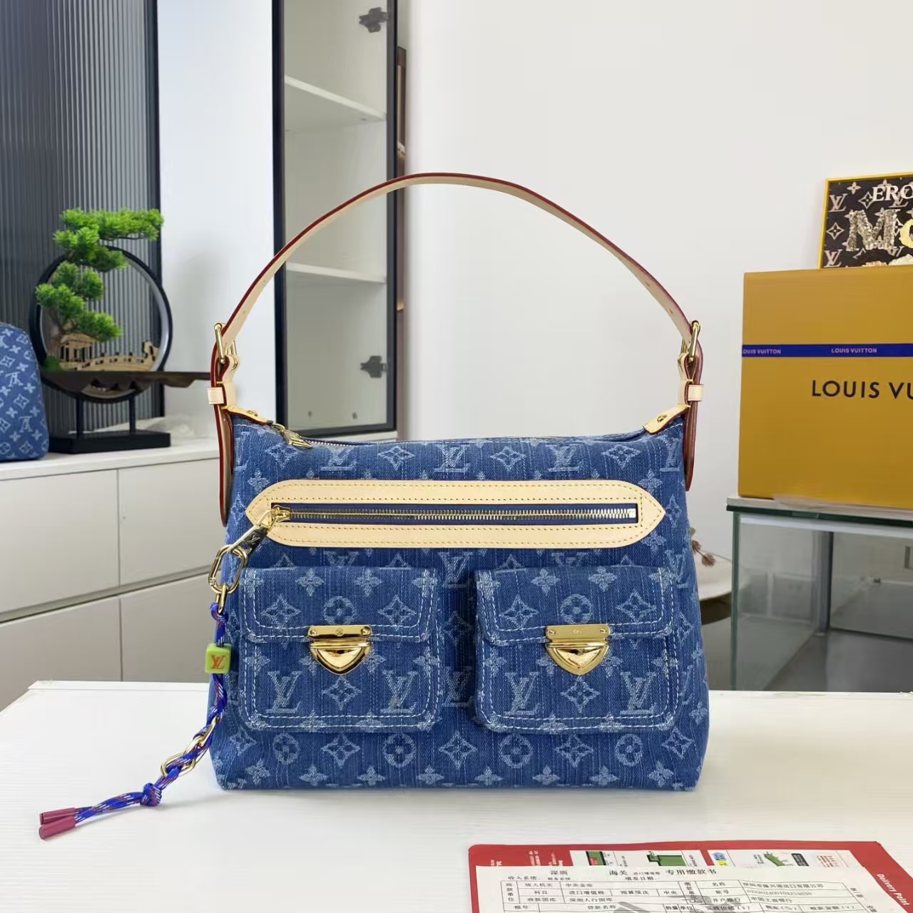 [TOP] Louis Vuitton LV  Shoulder Bag 30×10×19cm - Blue