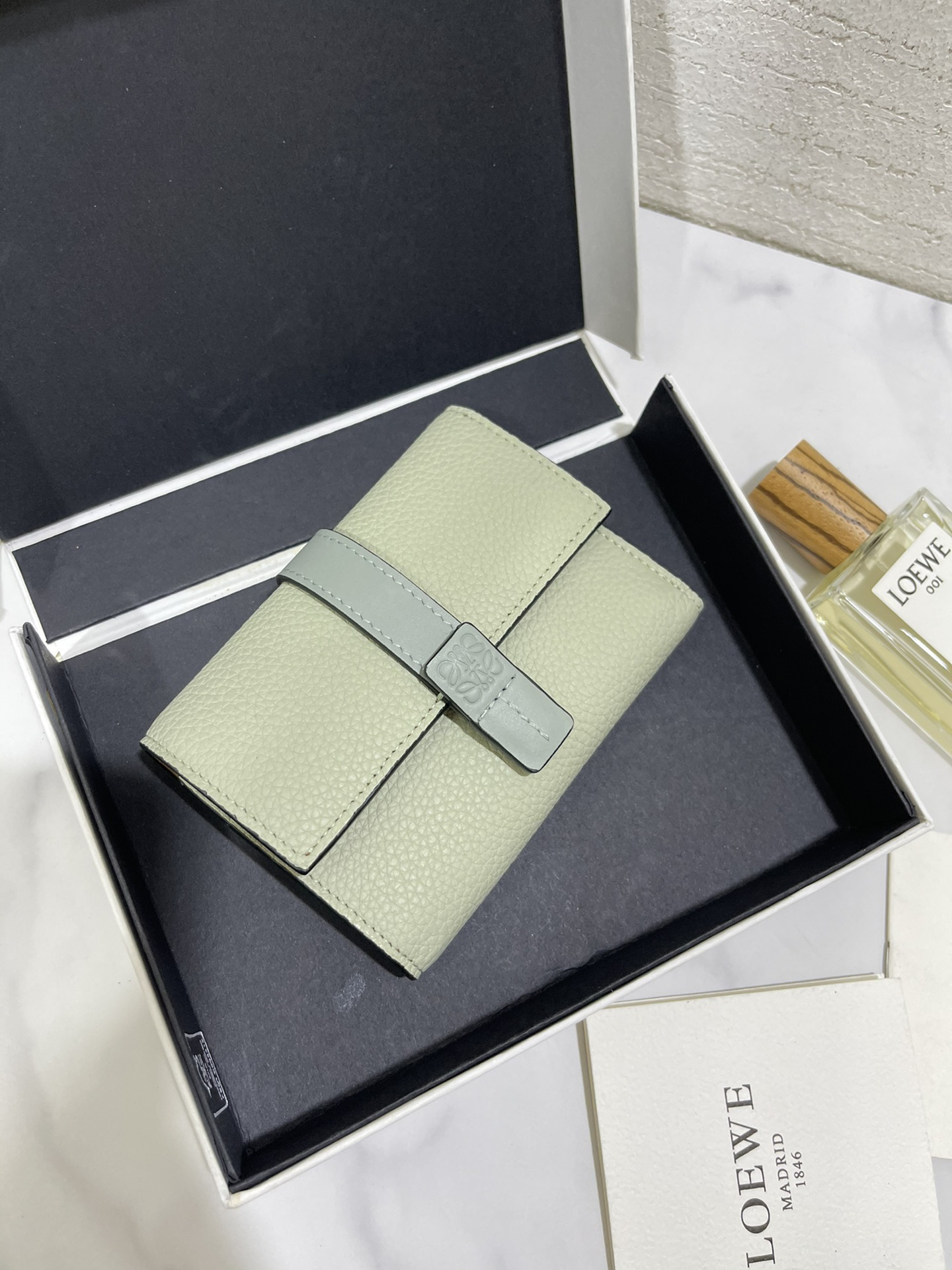 [TOP] LOEWE Wallet 12*8.5cm - Green - 711 Luxury