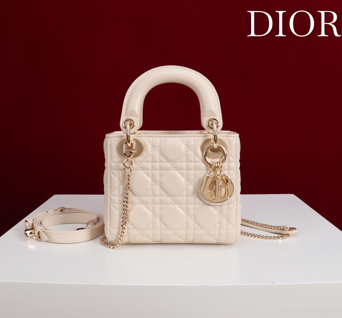 [TOP] Christian Dior Lady Dior Bag Lambskin 17x15x7cm - Beige - 711 Luxury