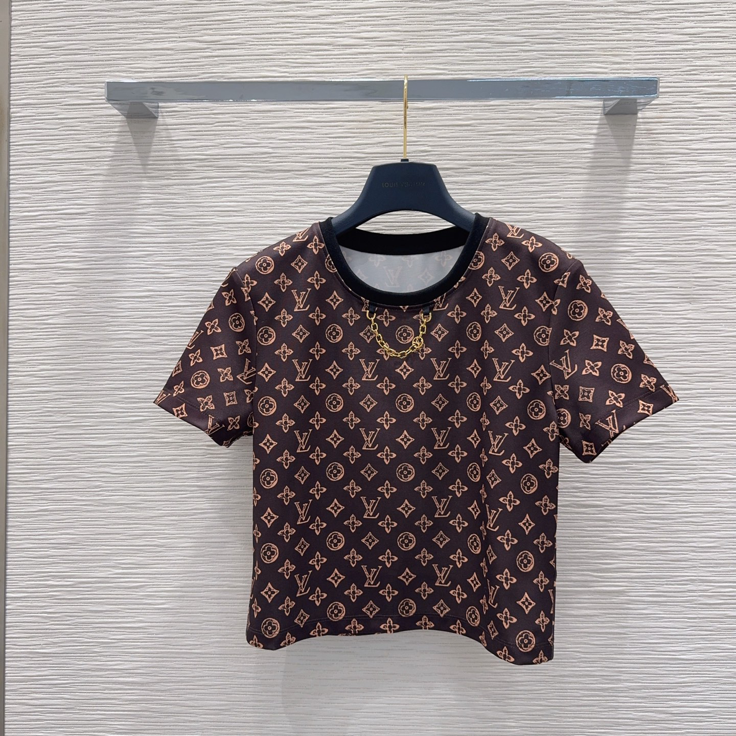 [TOP] Louis Vuitton LV T-shirt + Shorts Set - Brown