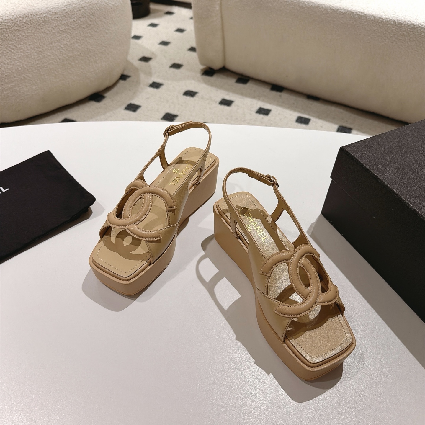 [TOP] CHANEL 7cm Thick Platform Wedge Sandals - Apricot - 711 Luxury