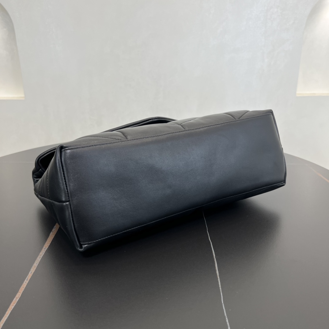 [TOP] Yves Saint Laurent YSL LouLou Bag 35x23x13.5cm - Black with SHW