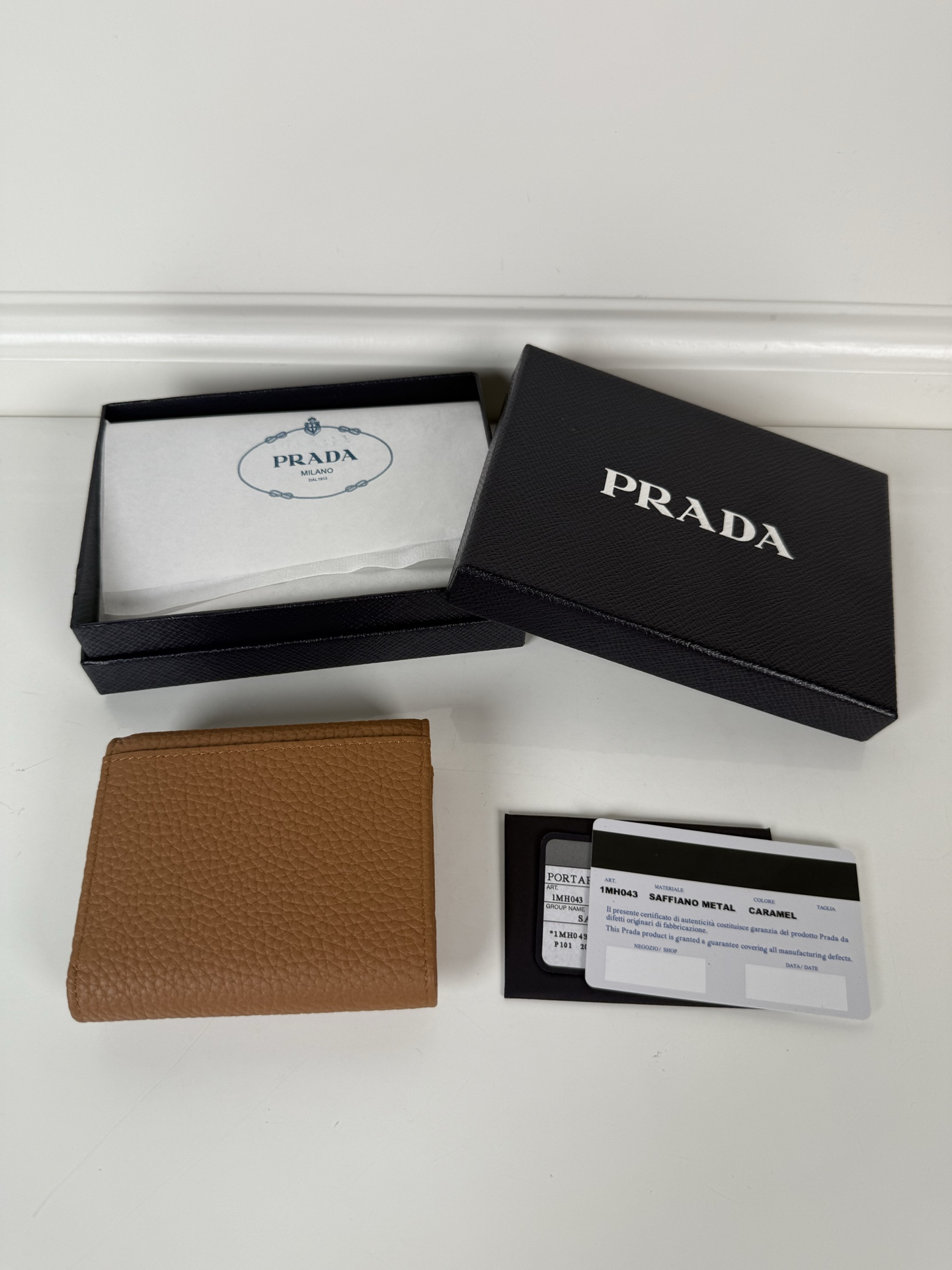 [TOP] PRADA Wallet 10x8.5cm - Brown - 711 Luxury