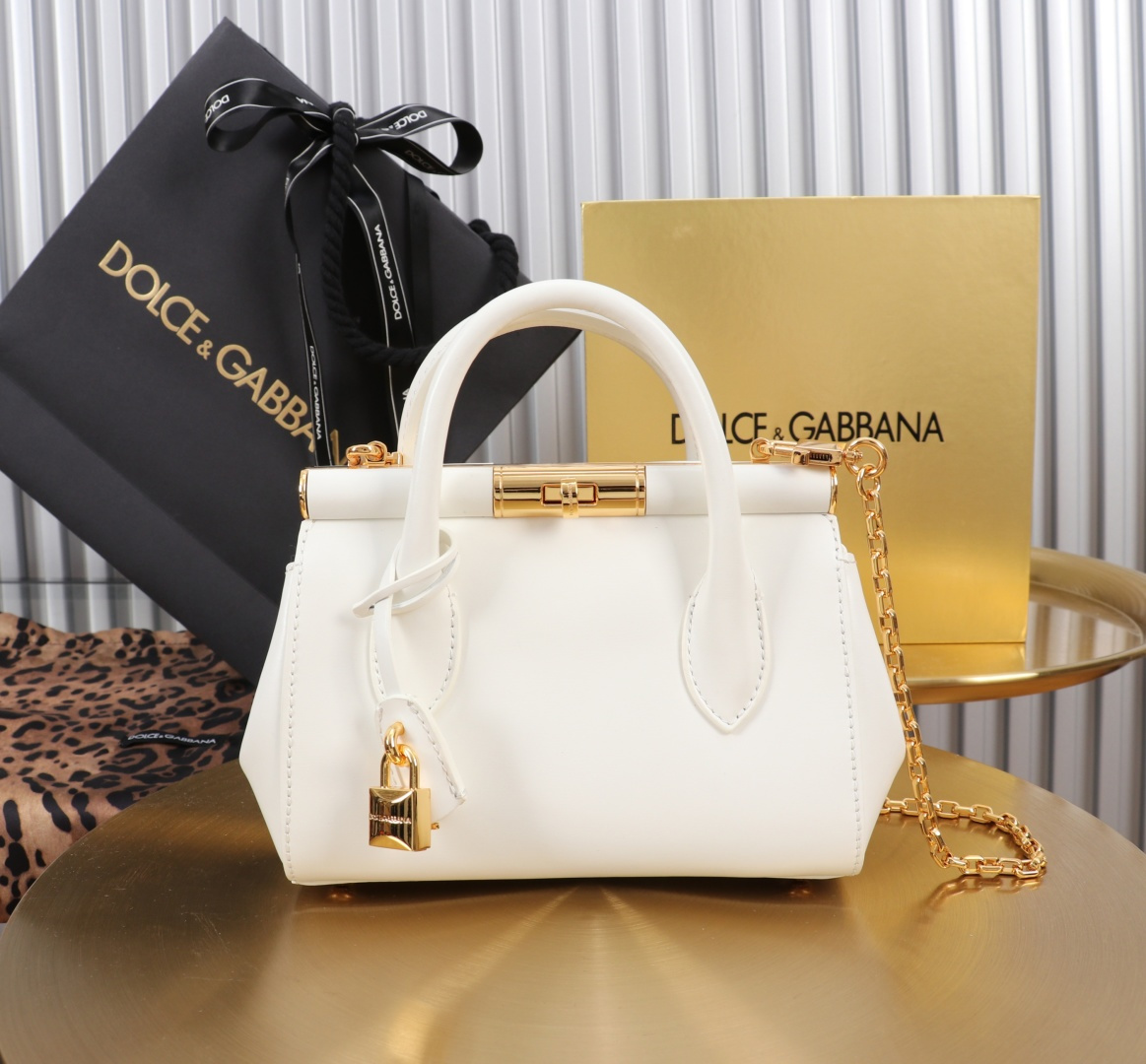 [TOP] Dolce & Gabbana D&G Marlene Bag Calfskin 19x13.5x7cm - White - 711 Luxury