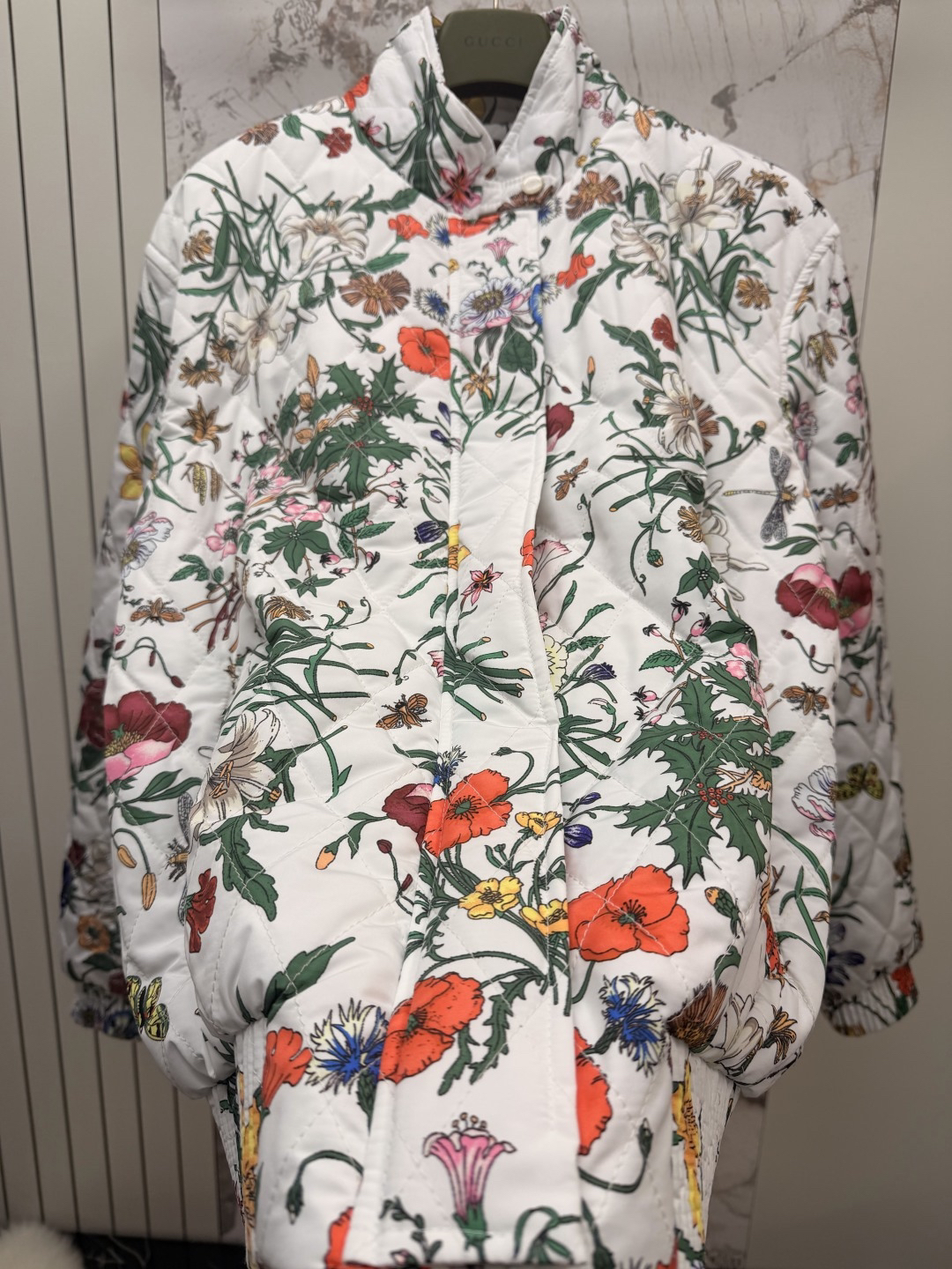 [TOP] GUCCI Floral Cotton-Padded Jacket - White