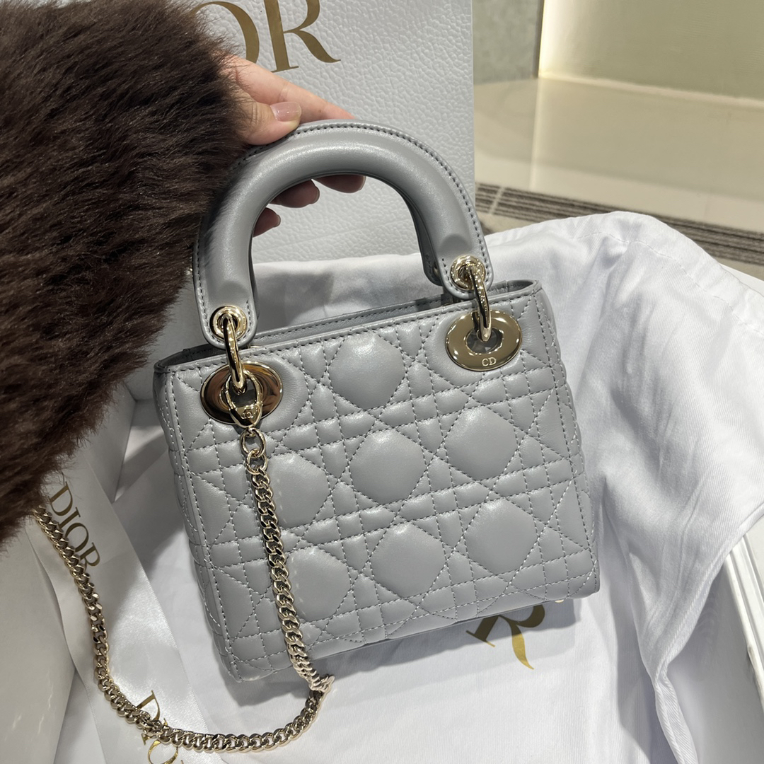 [TOP] Christian Dior Lady Dior Bag Lambskin 17x15x7cm - Gray - 711 Luxury