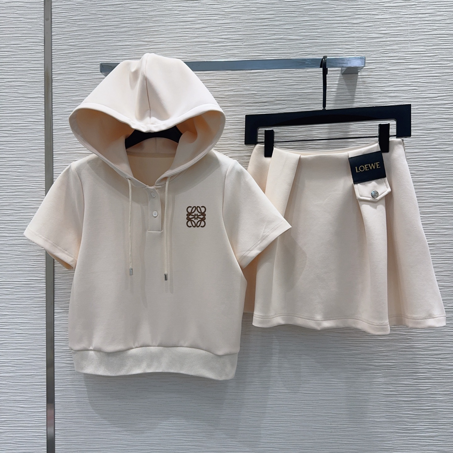 [TOP] LOEWE Top and Skirt Set - Beige