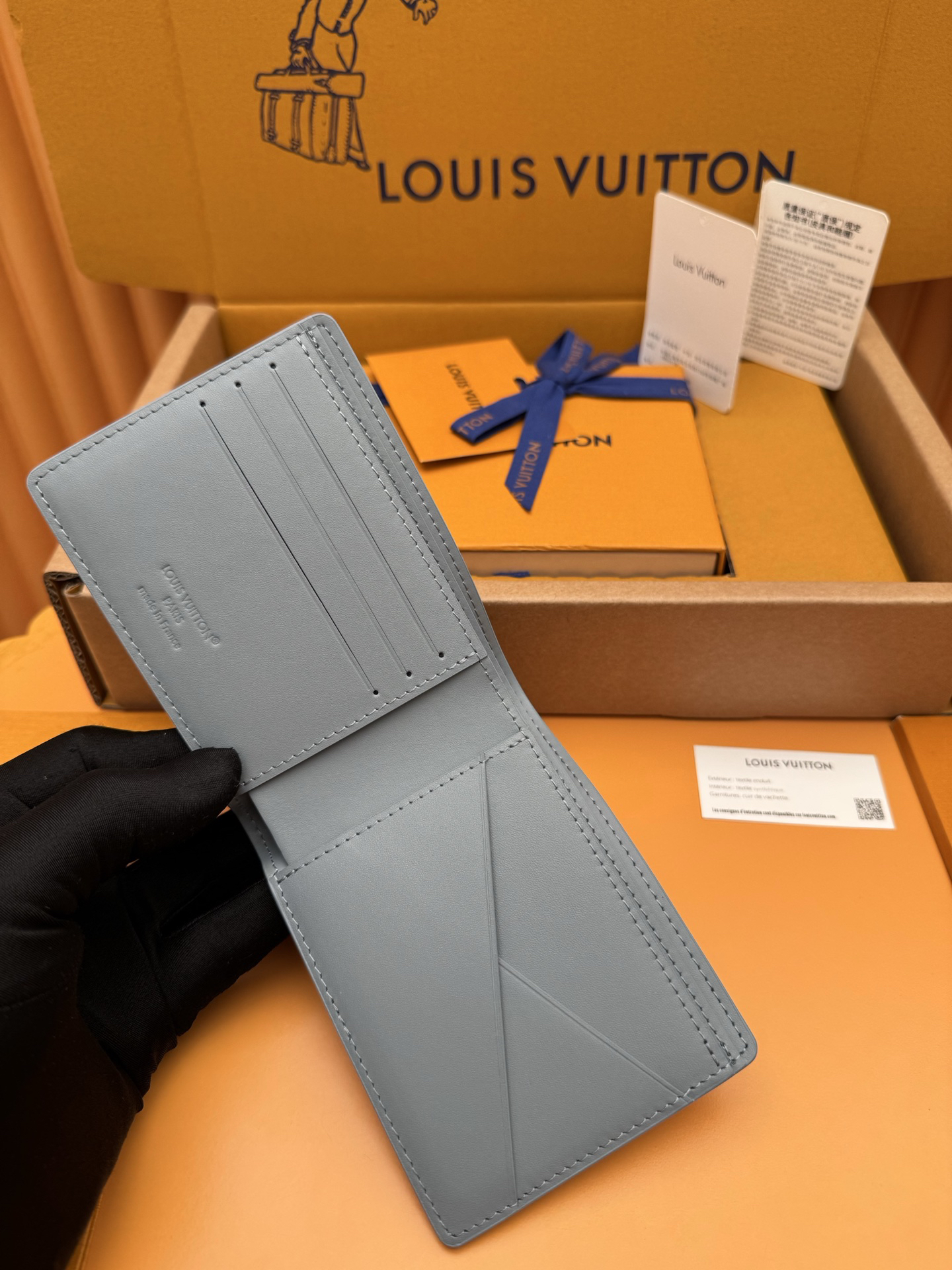 [TOP] Louis Vuitton LV Multie Wallet Cowhide 11.5x9x1.5cm - Gray - 711 Luxury