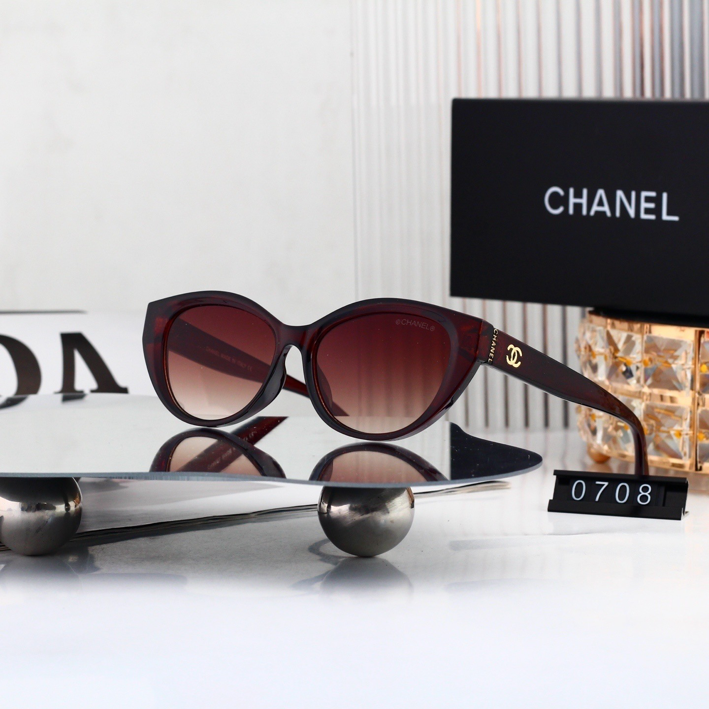 [TOP] CHANEL Sunglasses - 6 Color - 711 Luxury